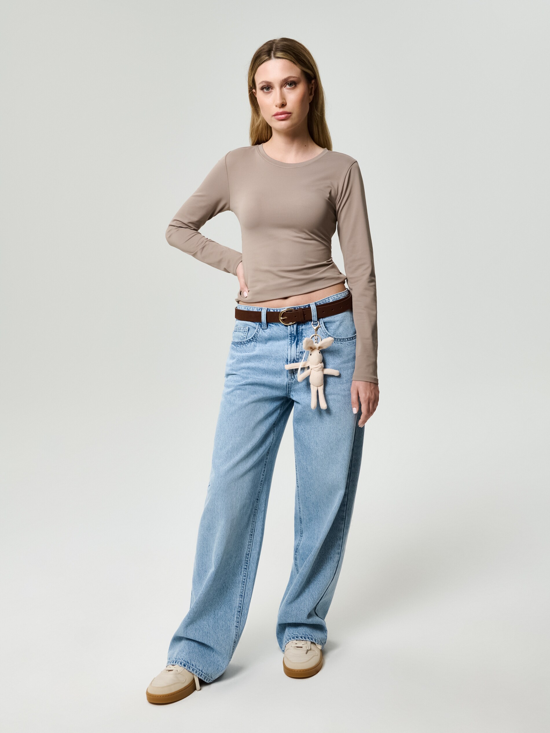 Sinsay - Μακρυμάνικη μπλούζα χωρίς τύπωμα - μπεζ φωτογραφία