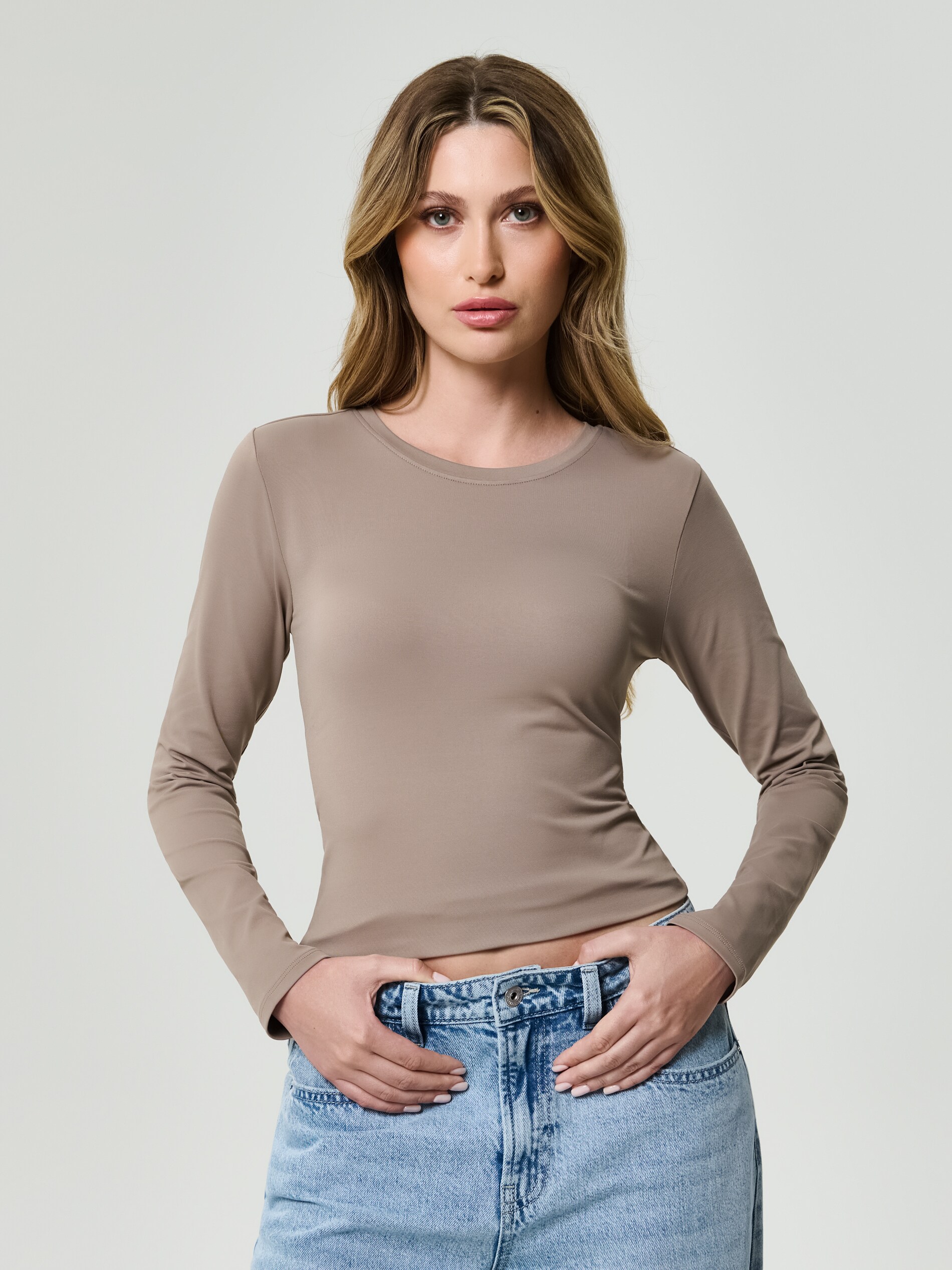 Sinsay - Μακρυμάνικη μπλούζα χωρίς τύπωμα - μπεζ φωτογραφία