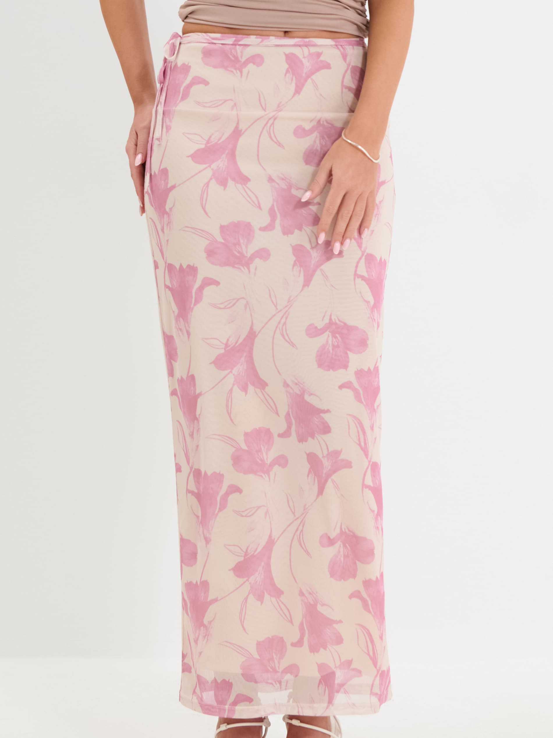 Sinsay - Dopasowana spódnica maxi w kwiaty - wielobarwny