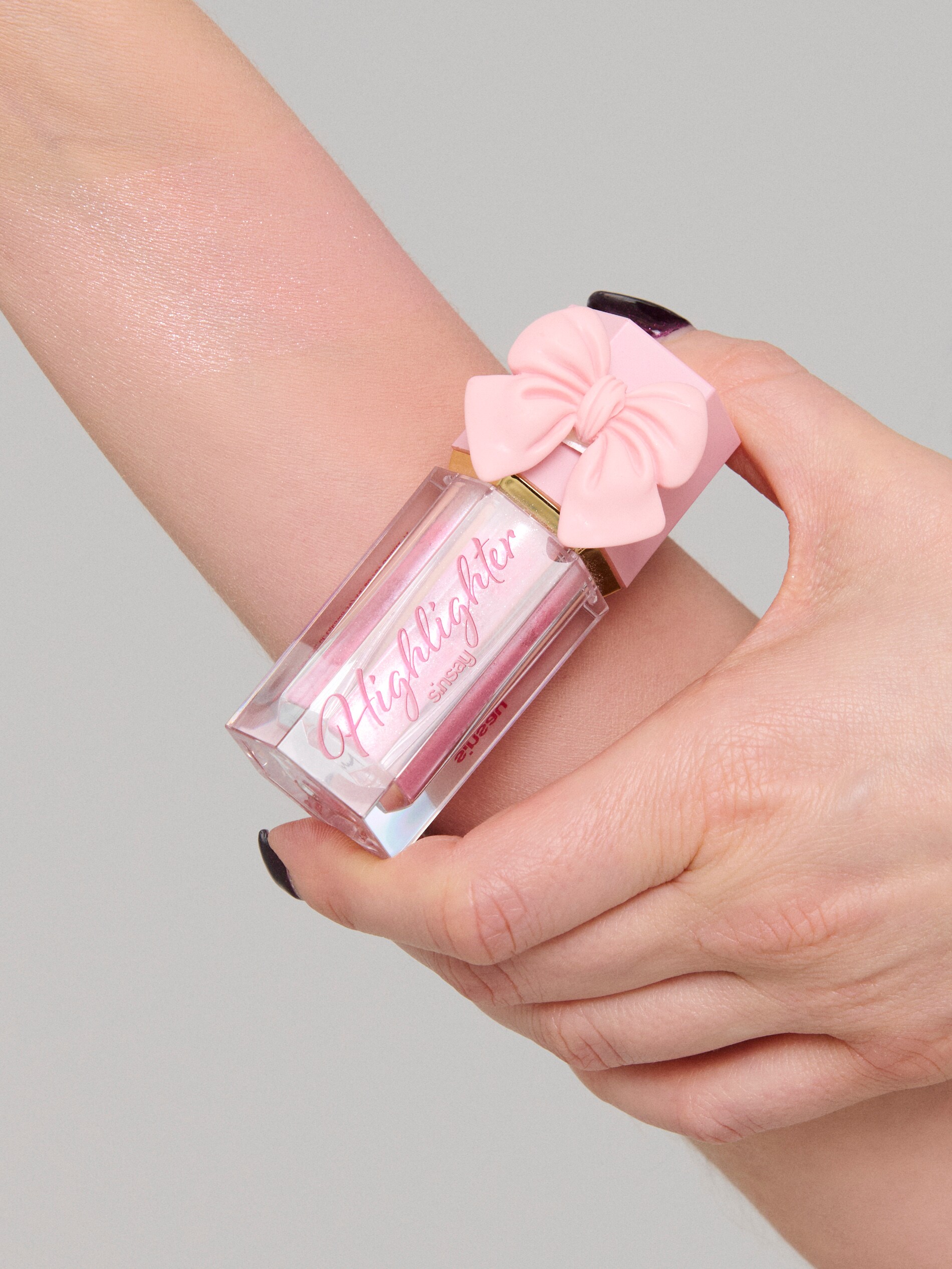 Sinsay - Υγρό highlighter - ροζ φωτογραφία