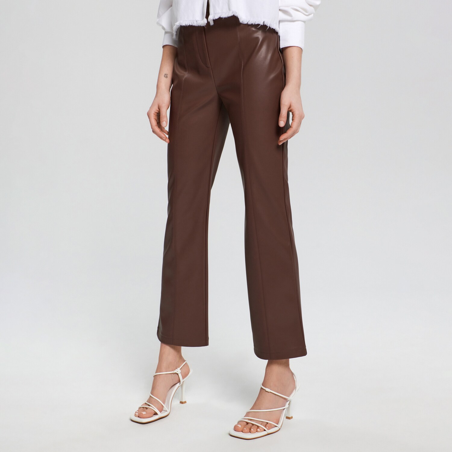 Sinsay – Pantaloni eleganți – Maro All imagine noua