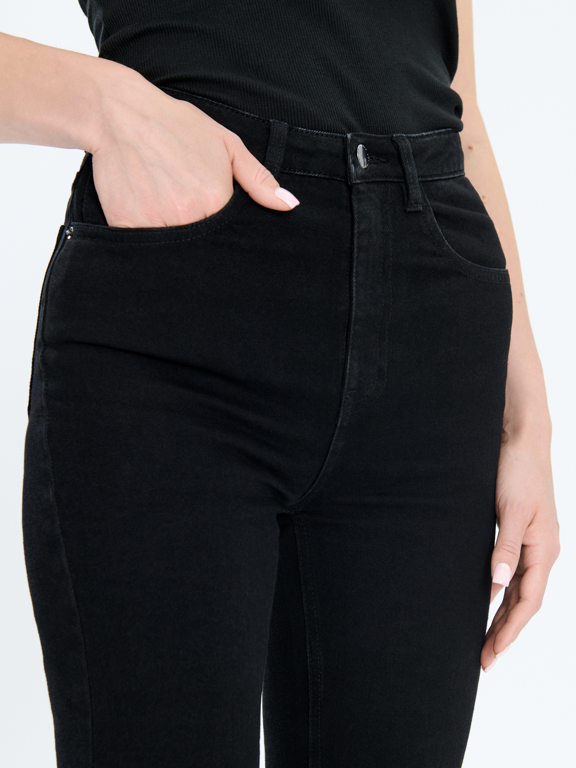 Sinsay - Ψηλόμεσο τζιν παντελόνι flare - μαυρο φωτογραφία