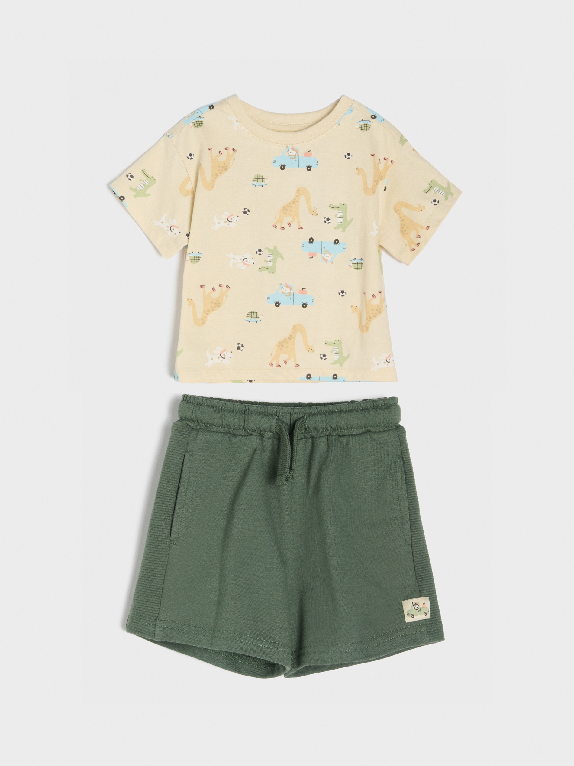 Sinsay - Bawełniany komplet: koszulka i szorty - wielobarwny