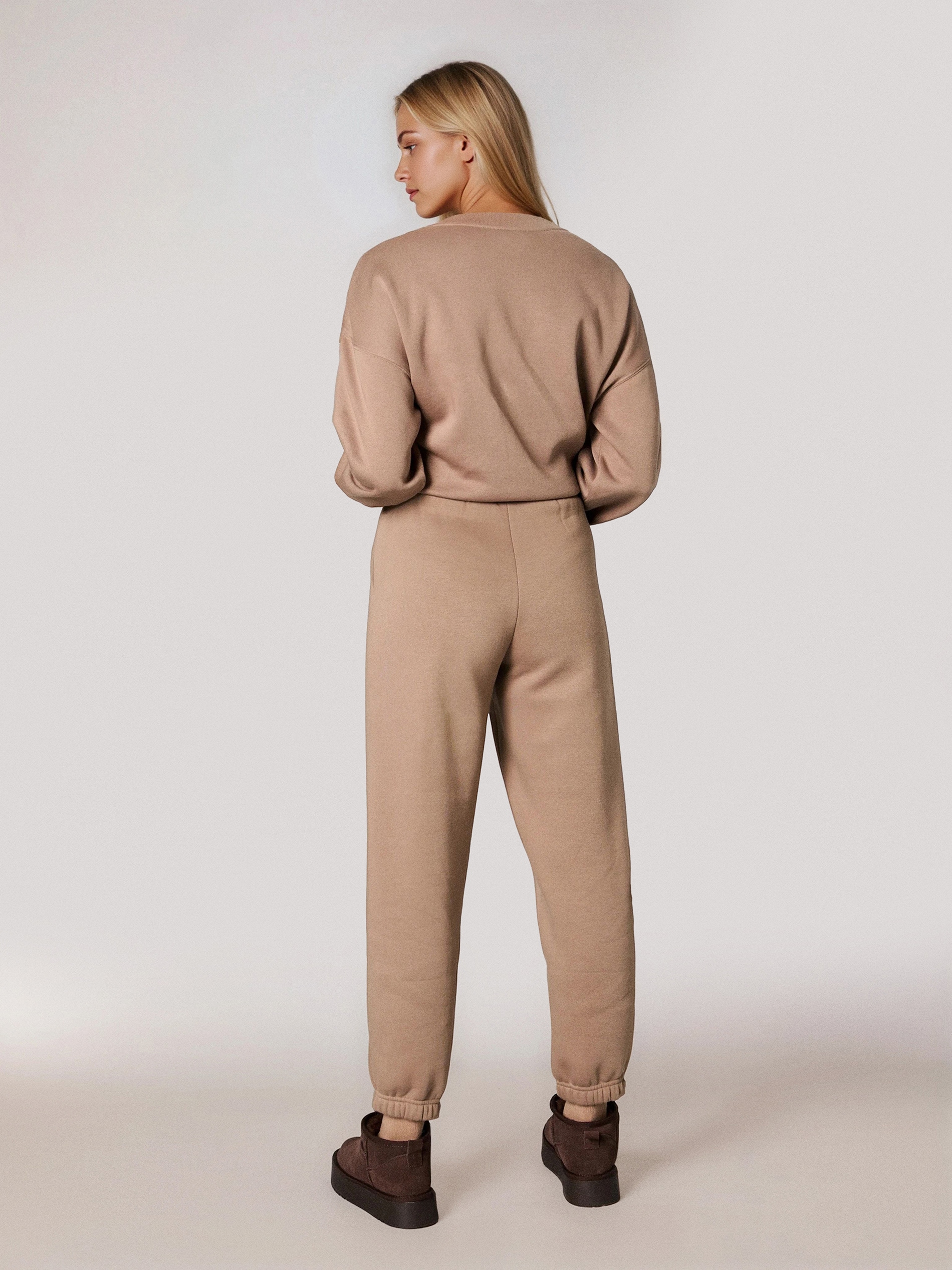 Sinsay - Παντελόνι jogger - σκουρο καφε φωτογραφία