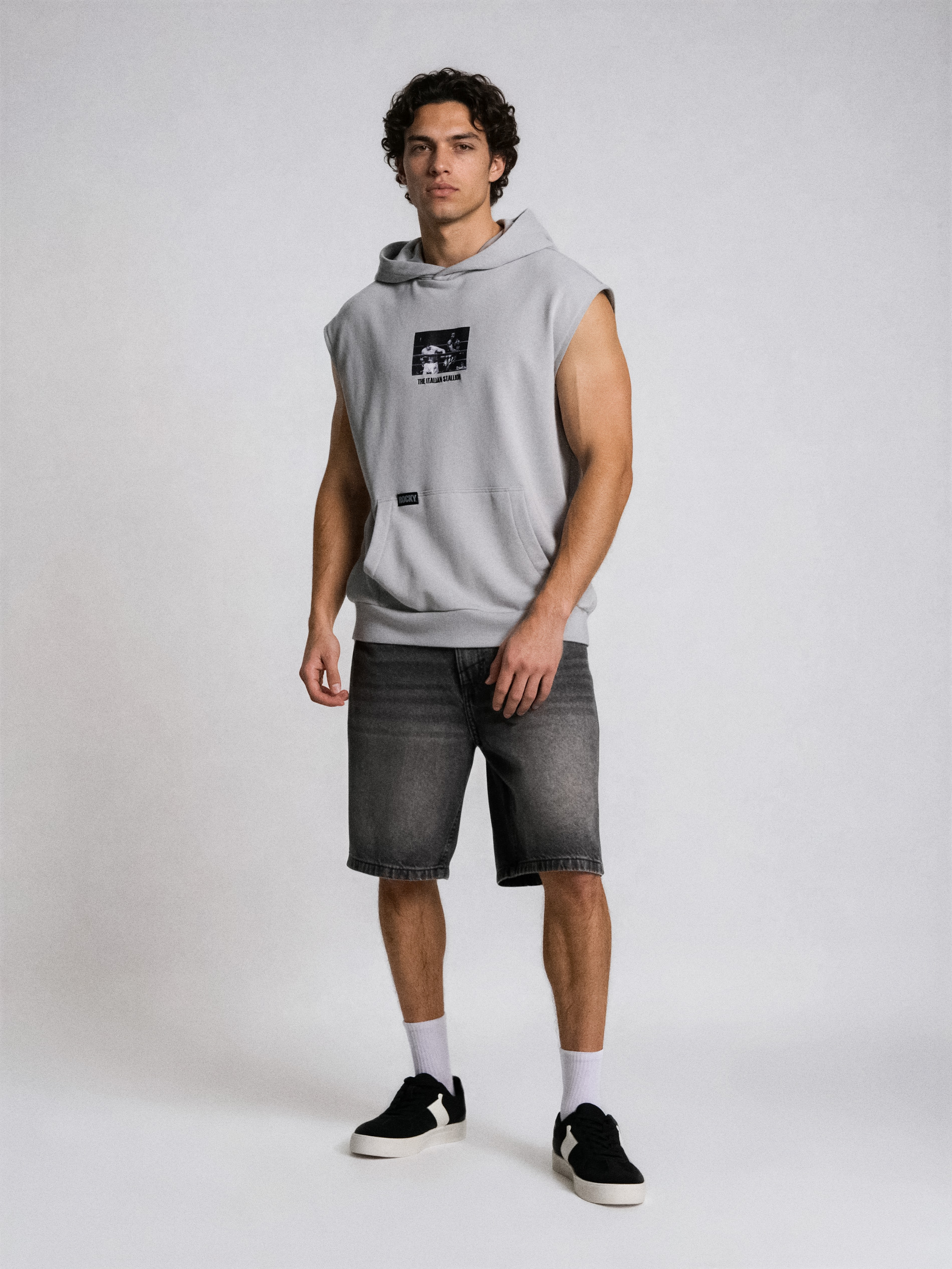 Sinsay - Bluza z kapturem z nadrukiem Rocky Balboa - szary