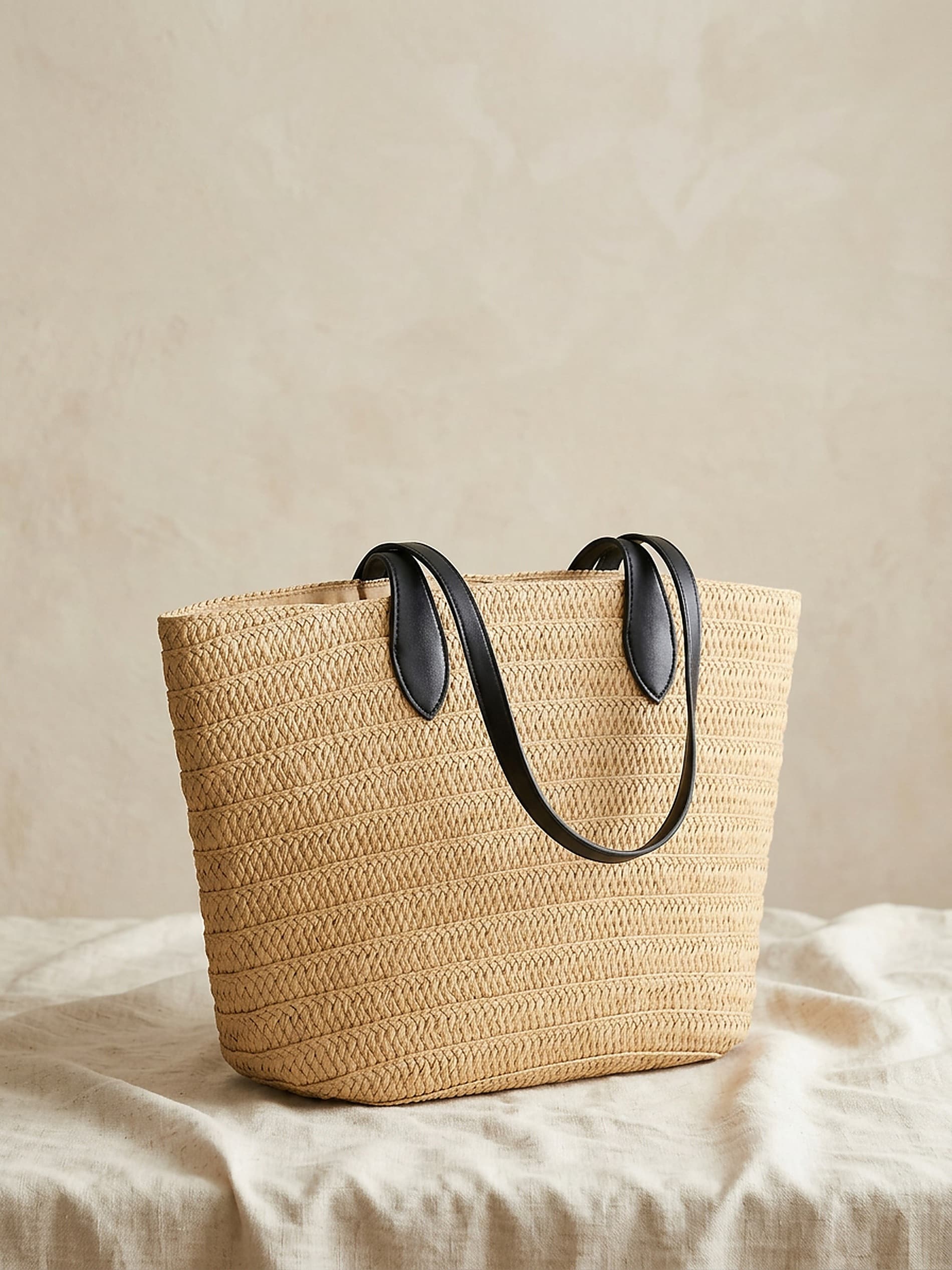 Beżowa i brązowa torba shopper casual z kieszenią wewnętrzną na wiosnę i lato