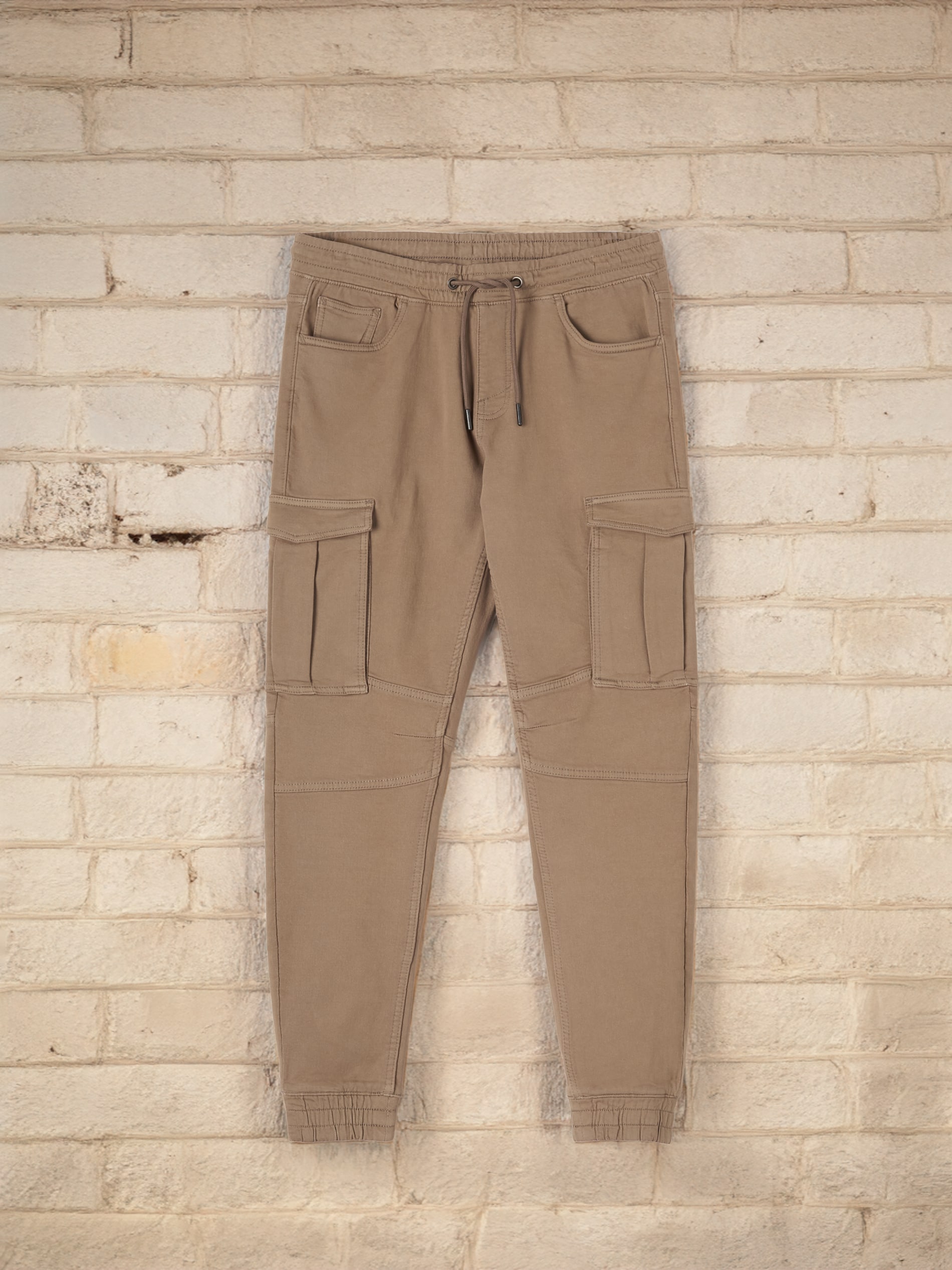 Sinsay - Joggery cargo - brązowy