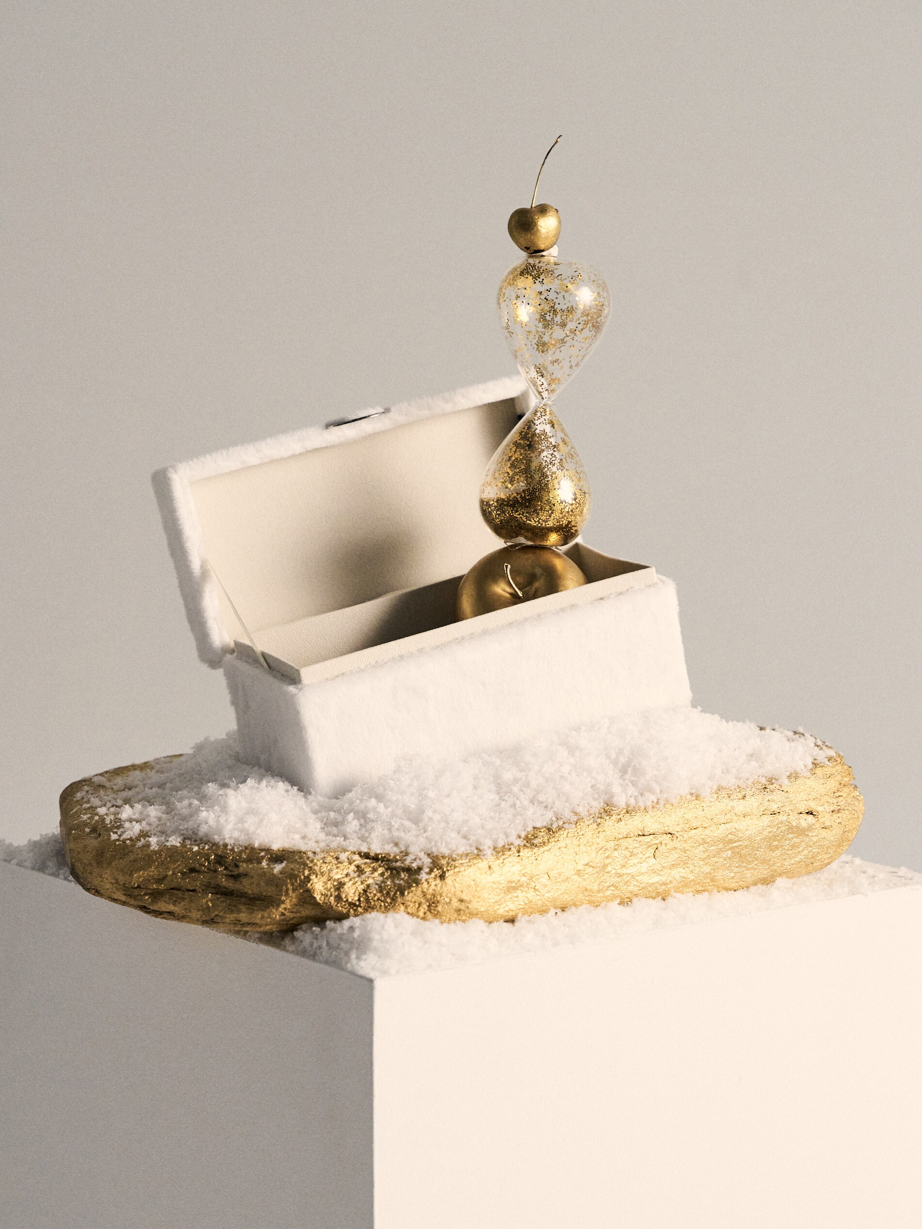 Sinsay - Κοσμηματοθήκη - λευκο φωτογραφία