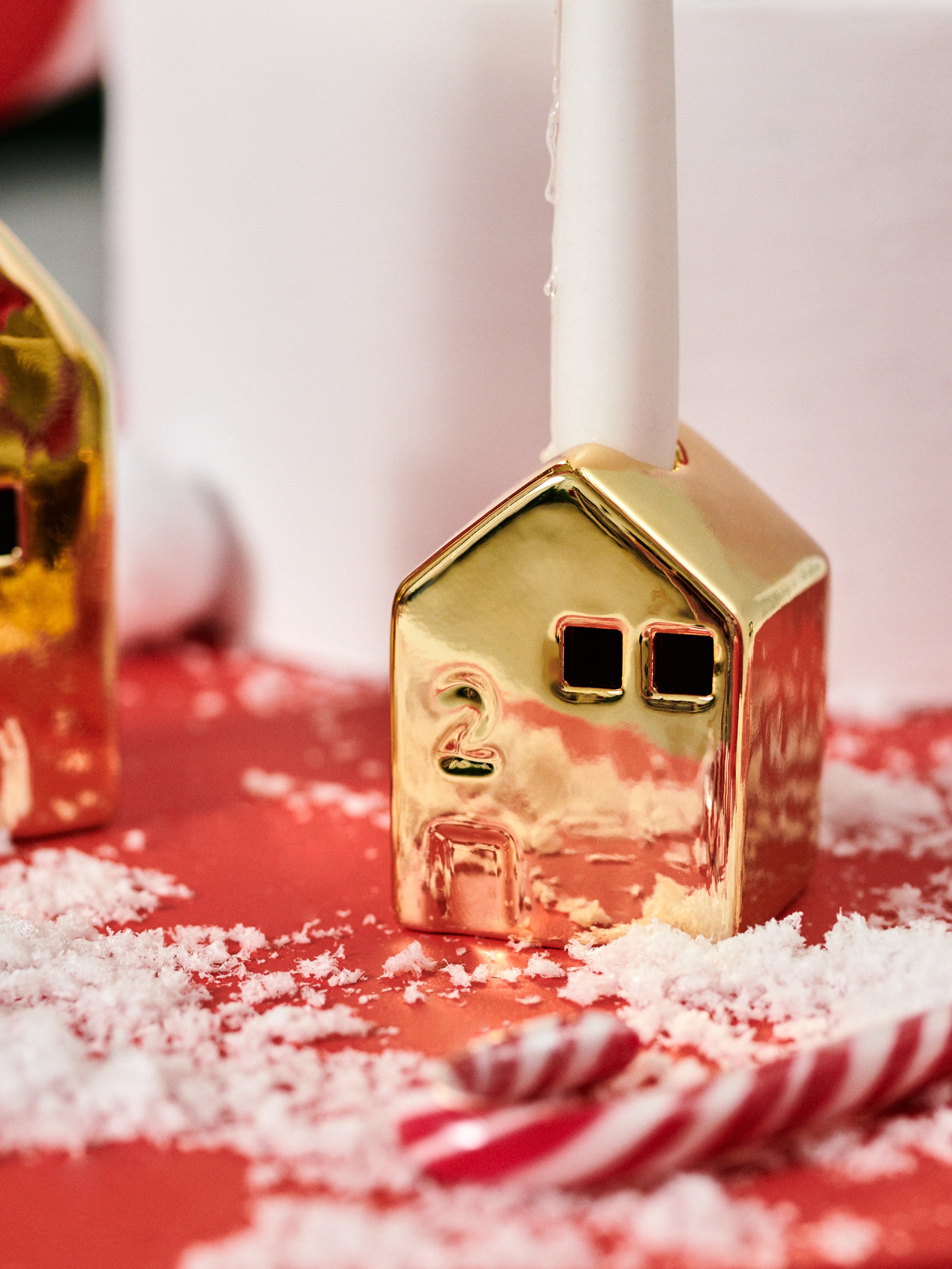 Sinsay - Κηροπήγια σε σχήμα σπιτιού με χριστουγεννιάτικο μοτίβο, σετ 4 τεμαχίων - χρυσο φωτογραφία