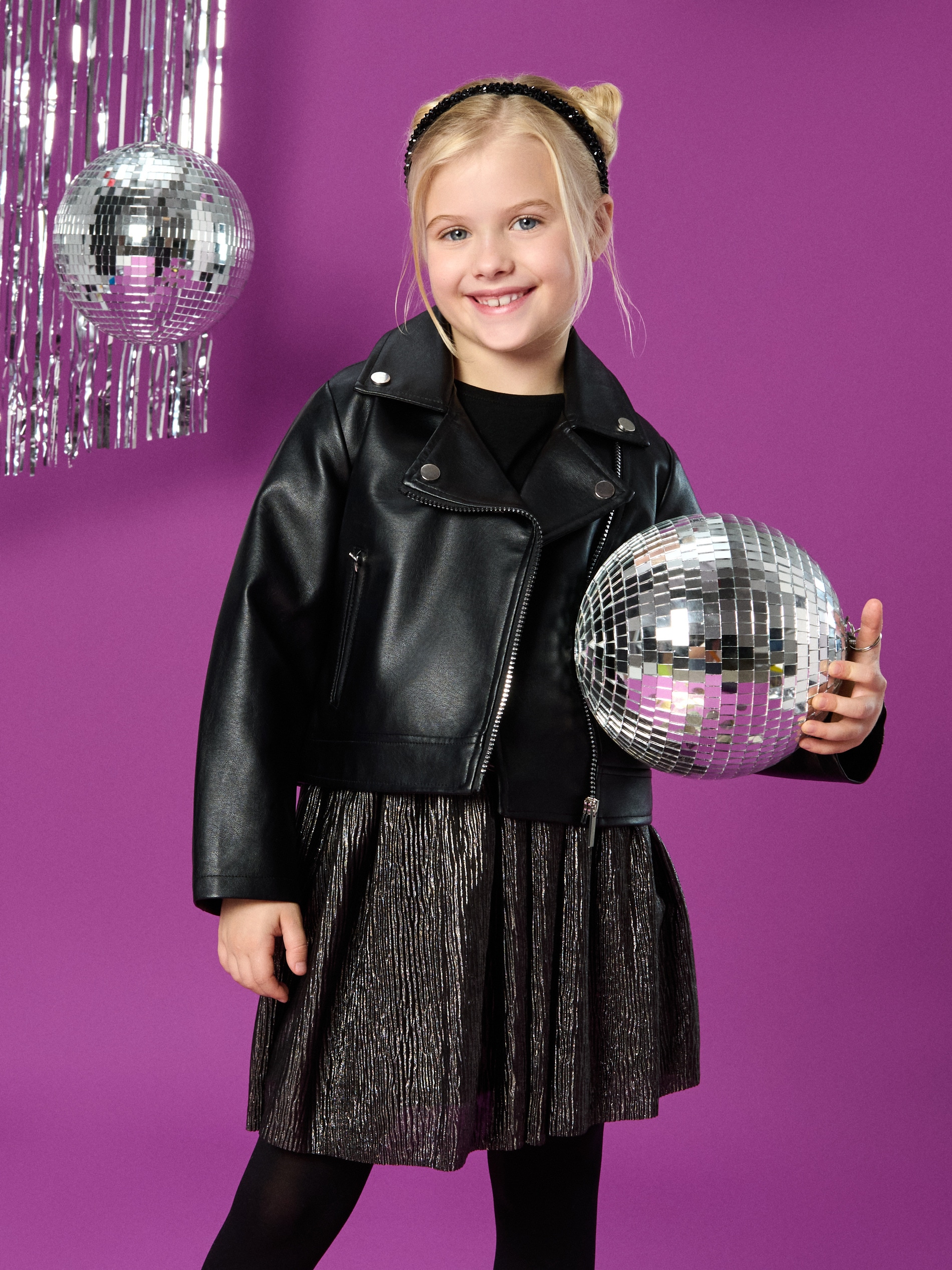 Sinsay - Mini φούστα - μαυρο φωτογραφία