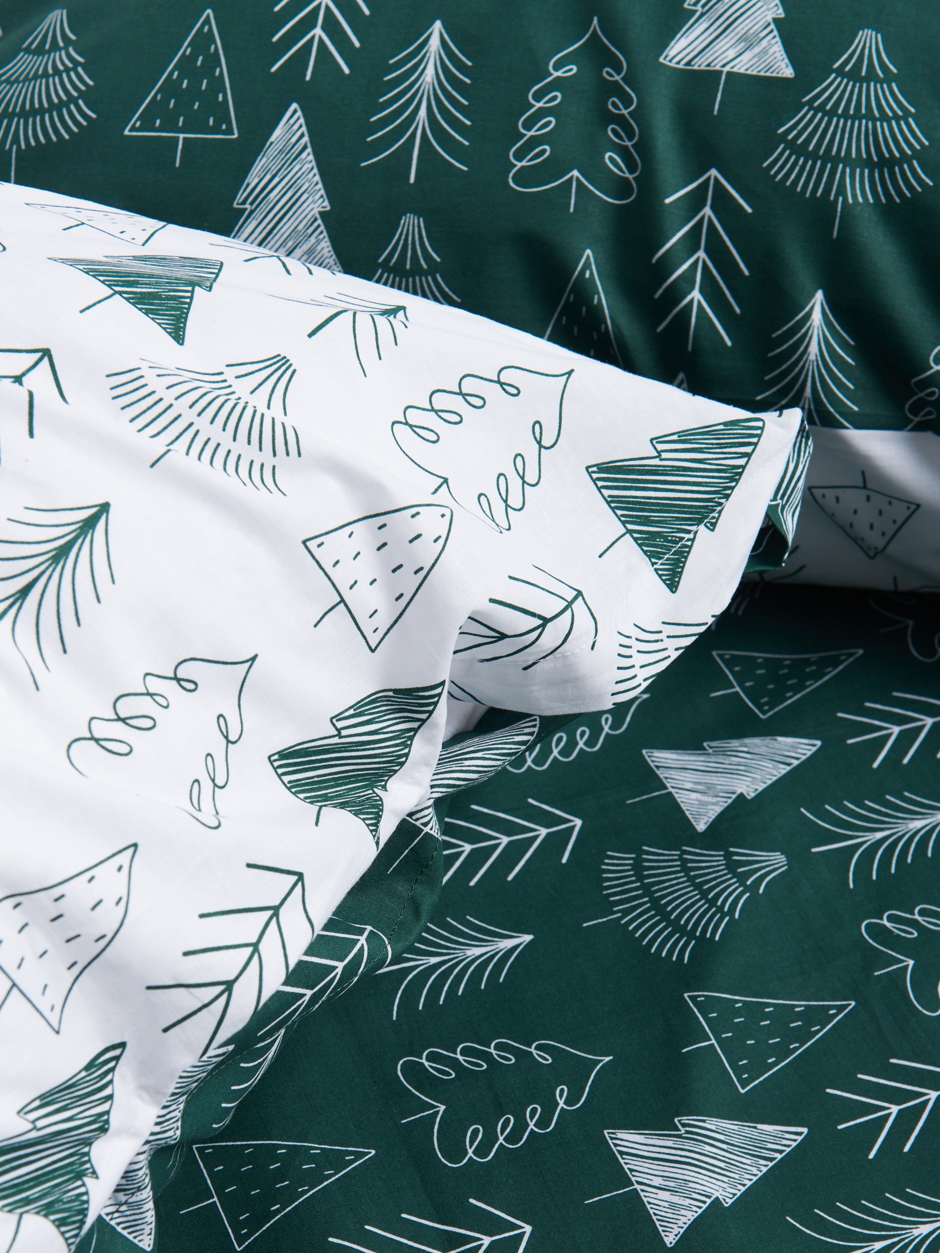 Sinsay - Σετ βαμβακερών σεντονιών με σχέδιο χριστουγεννιάτικο δέντρο - πρασινο φωτογραφία