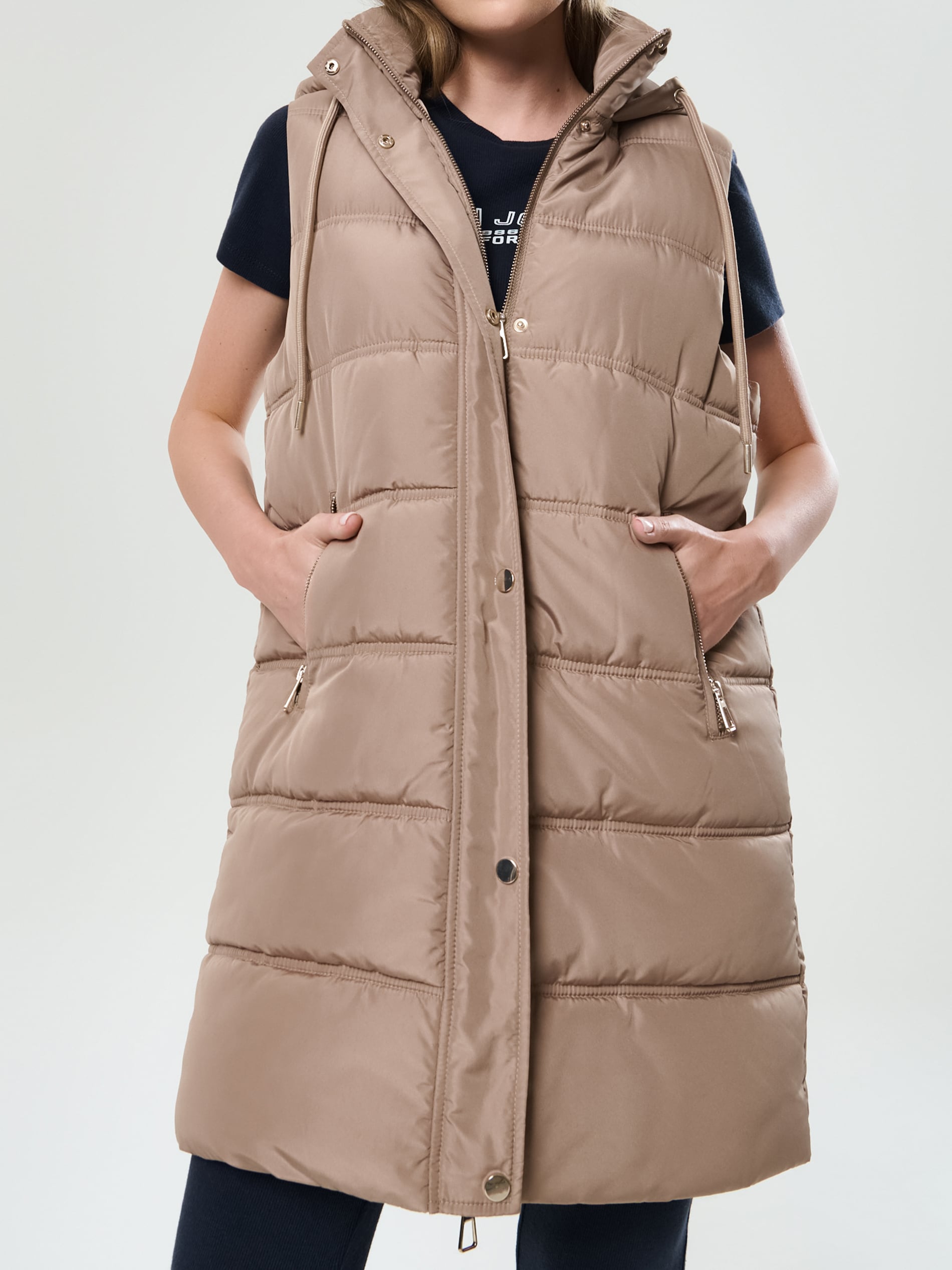Kamizelka puffer z kapturem
