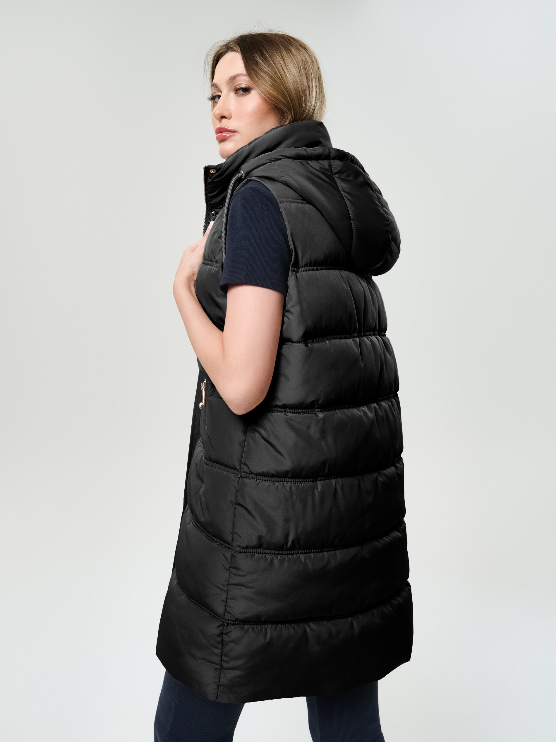 Sinsay - Αμάνικο μπουφάν puffer - μαυρο φωτογραφία