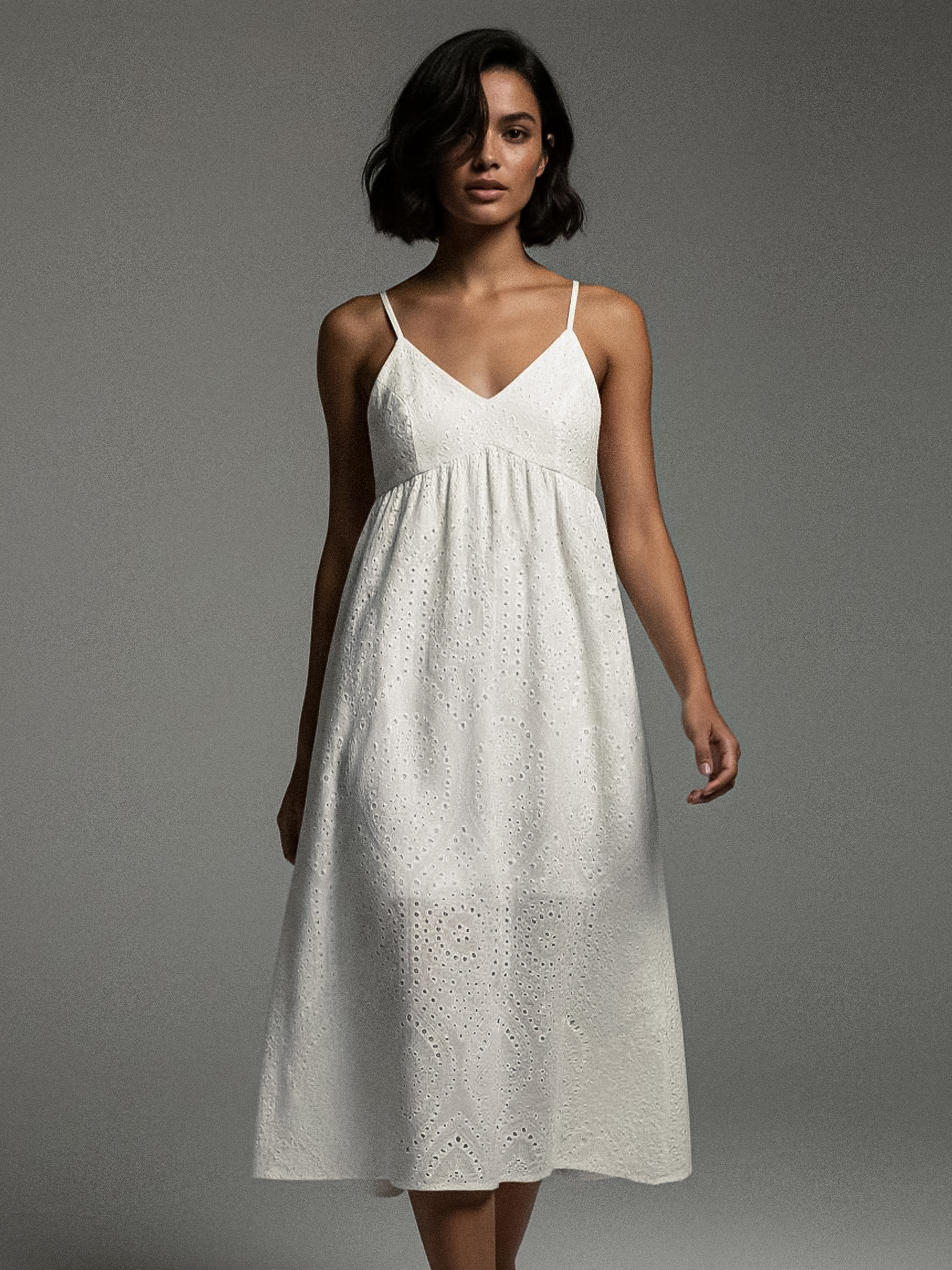 Sinsay - Ażurowa sukienka maxi na ramiączkach z bawełny - biały