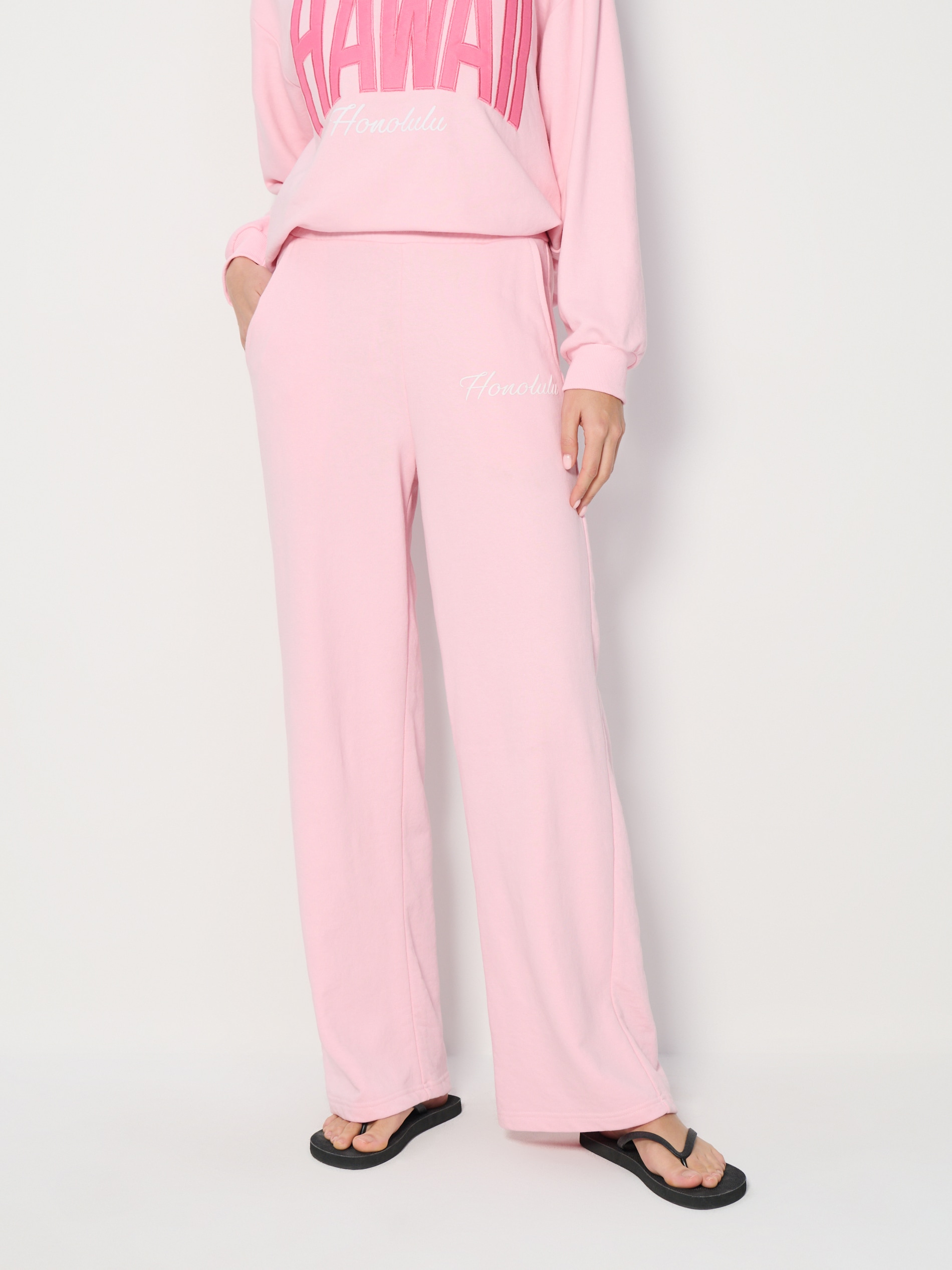 Sinsay - Παντελόνι φόρμας με φαρδιές γραμμές - ροζ παστελ φωτογραφία