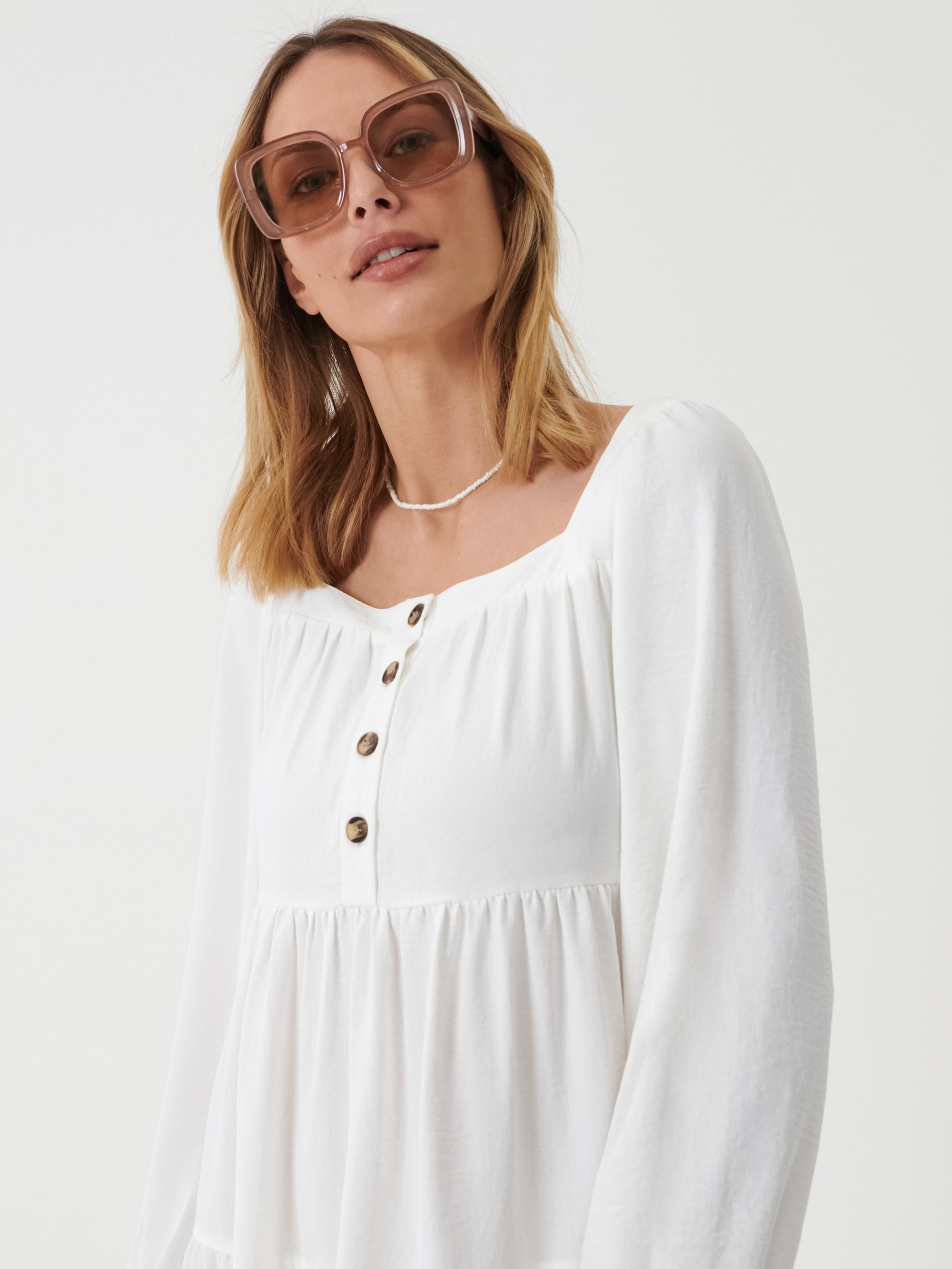 Sinsay - Sukienka mini babydoll - kremowy