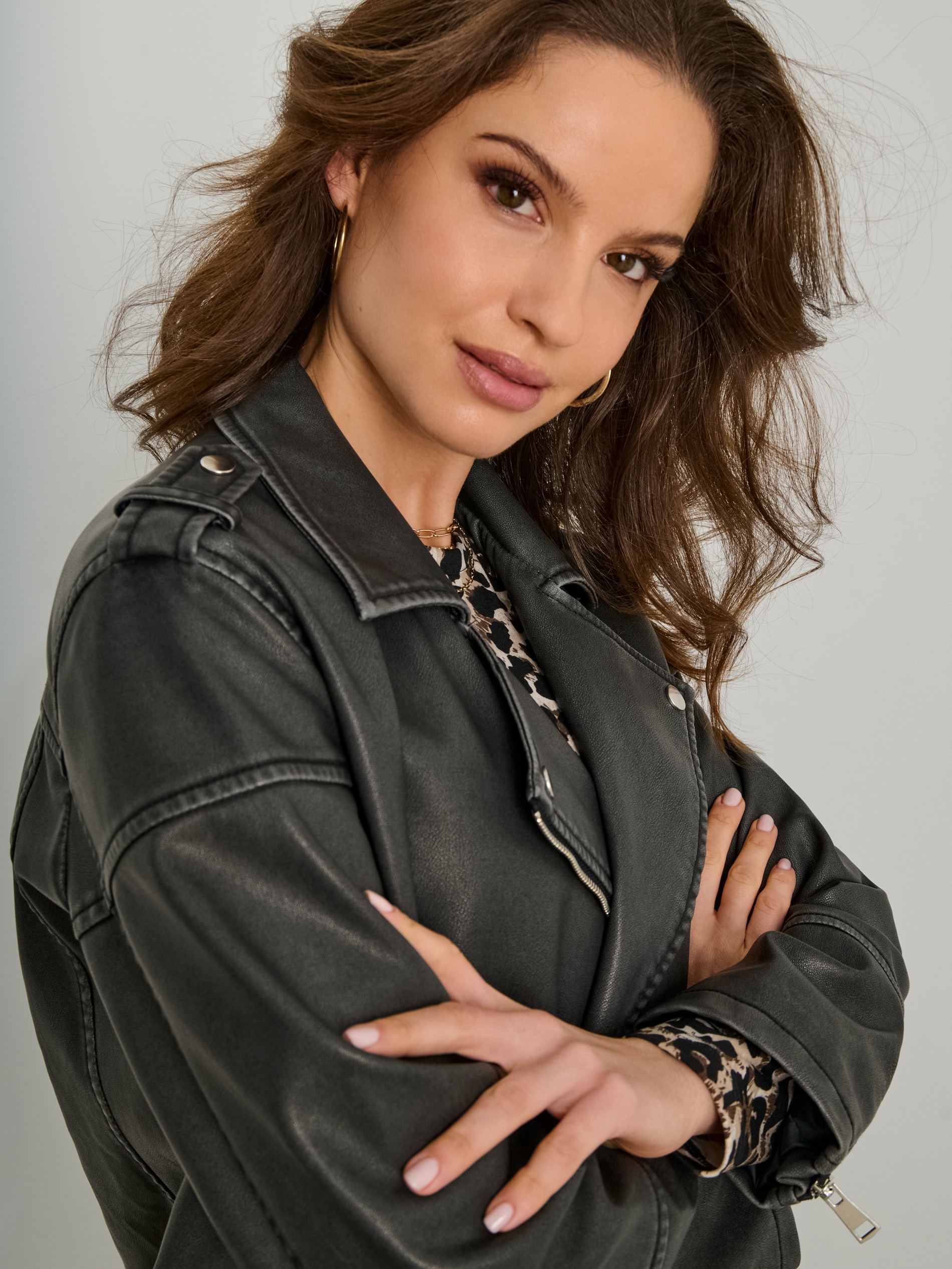 Sinsay - Τζάκετ μηχανής από δερματίνη - μαυρο φωτογραφία