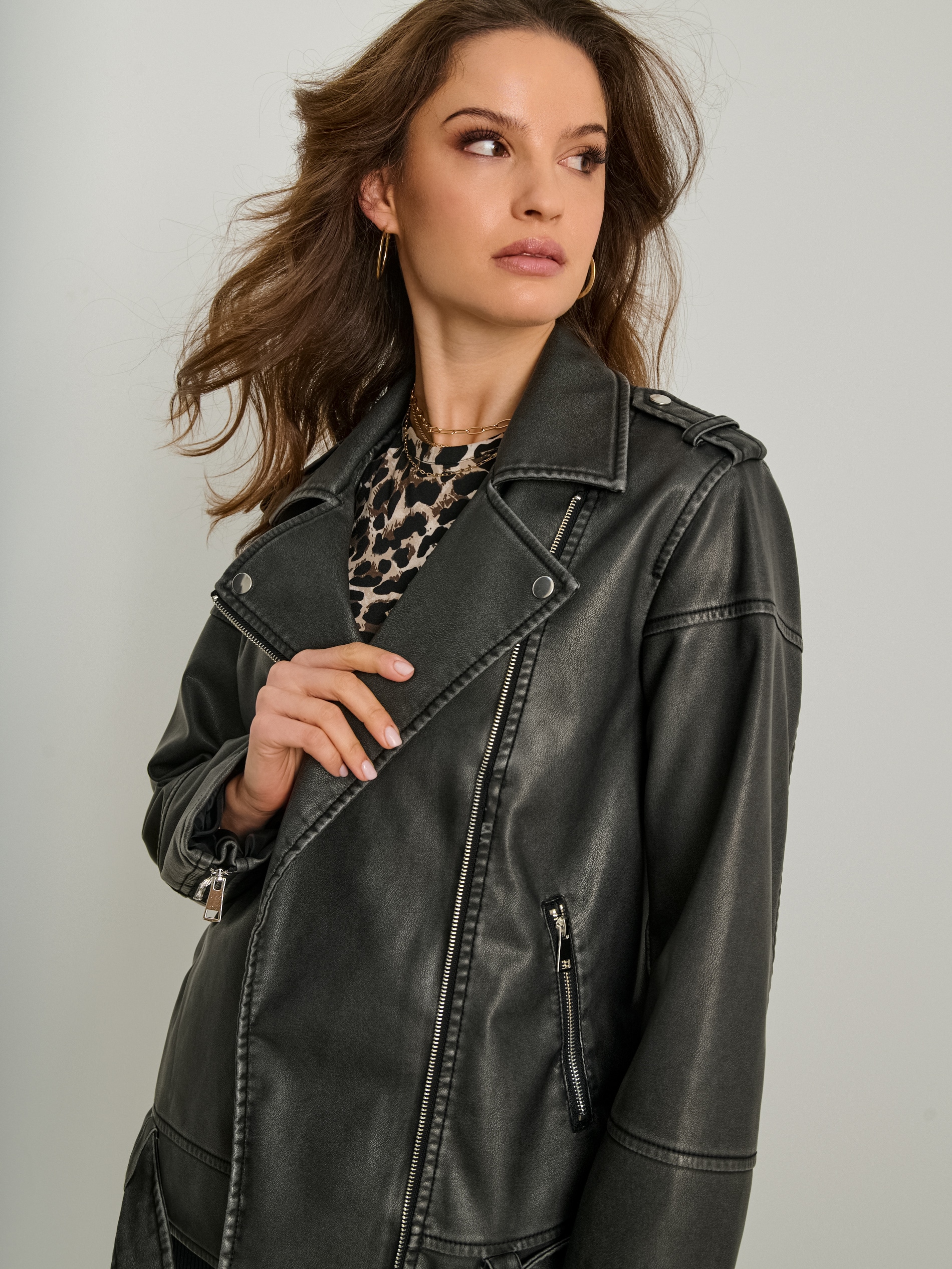 Sinsay - Τζάκετ μηχανής από δερματίνη - μαυρο φωτογραφία