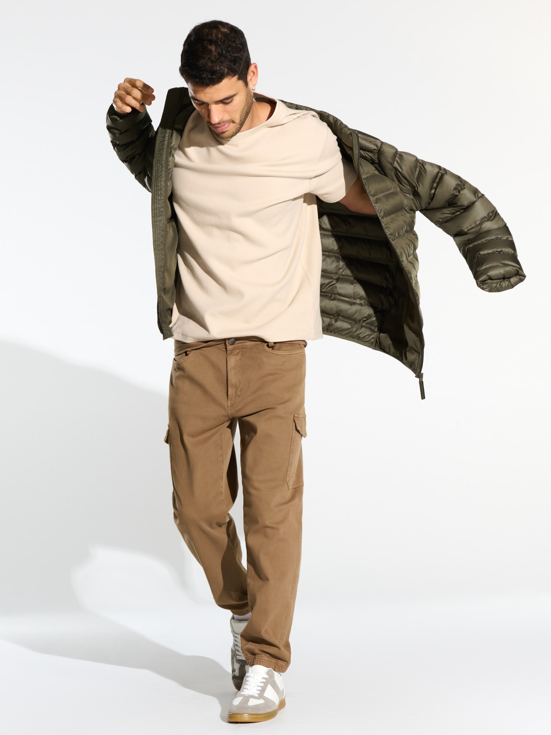 Sinsay - Καπιτονέ τζάκετ - χακί φωτογραφία