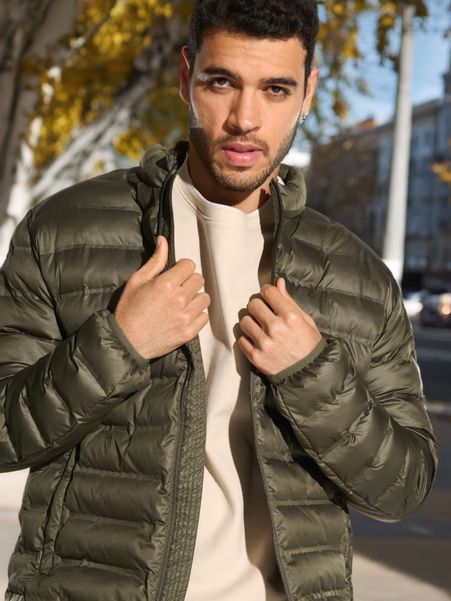 Sinsay - Καπιτονέ τζάκετ - χακί φωτογραφία