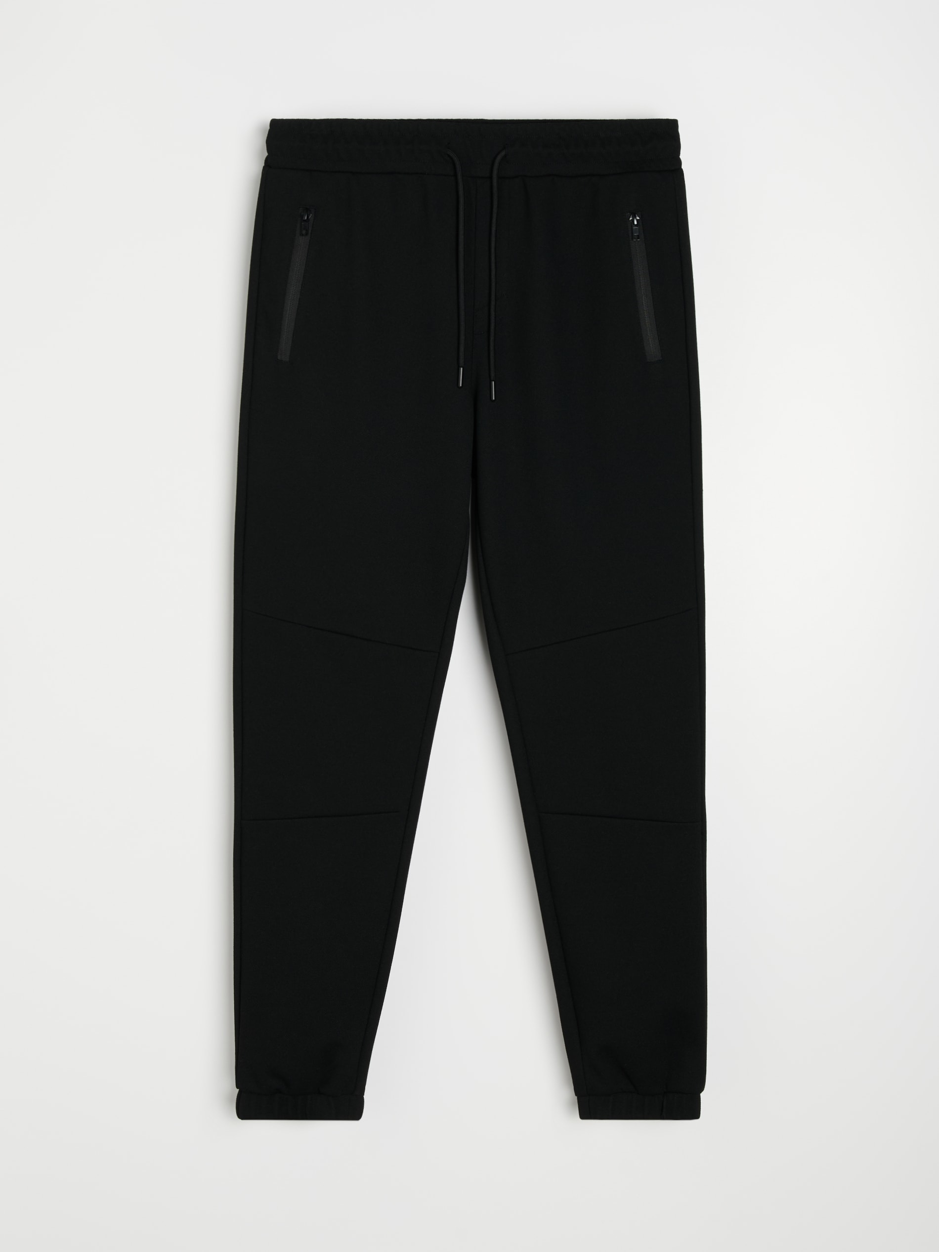 Sinsay - Spodnie dresowe slim fit z domieszką wiskozy - czarny