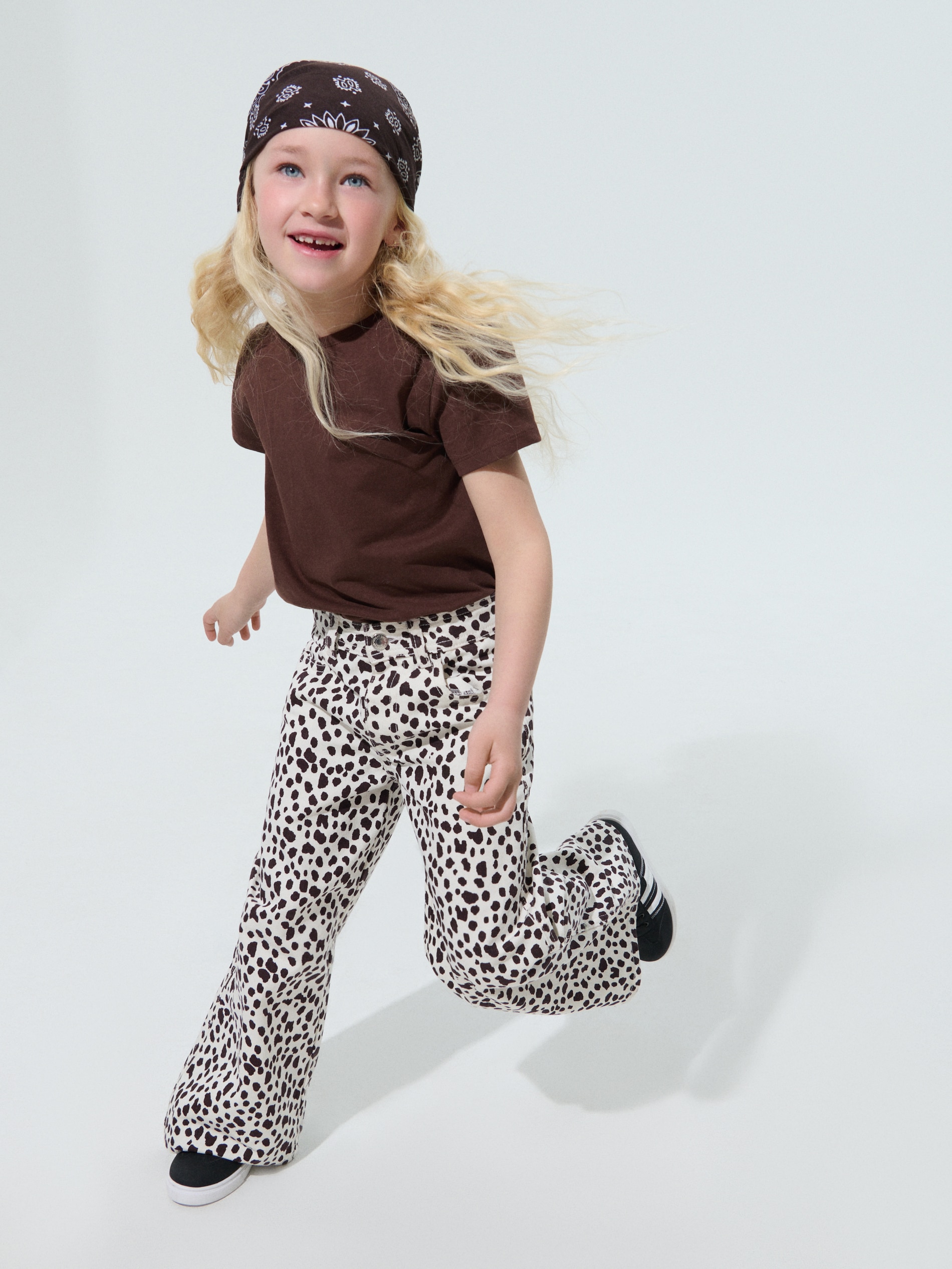 Sinsay - Bawełniane jeansy wide leg z motywem zwierzęcym - wielobarwny