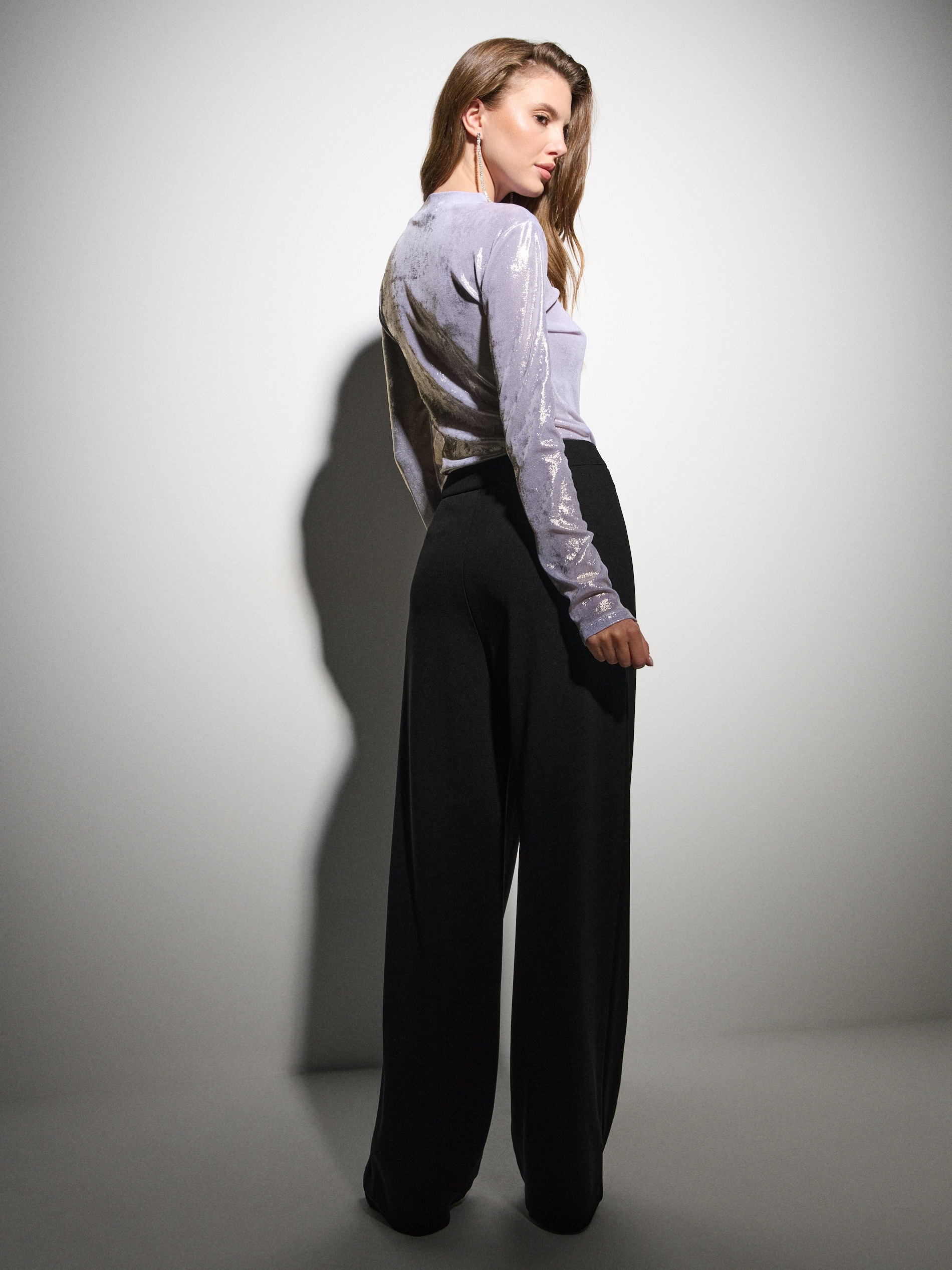 Sinsay - Παντελόνι wide-leg με πιέτες - μαυρο φωτογραφία