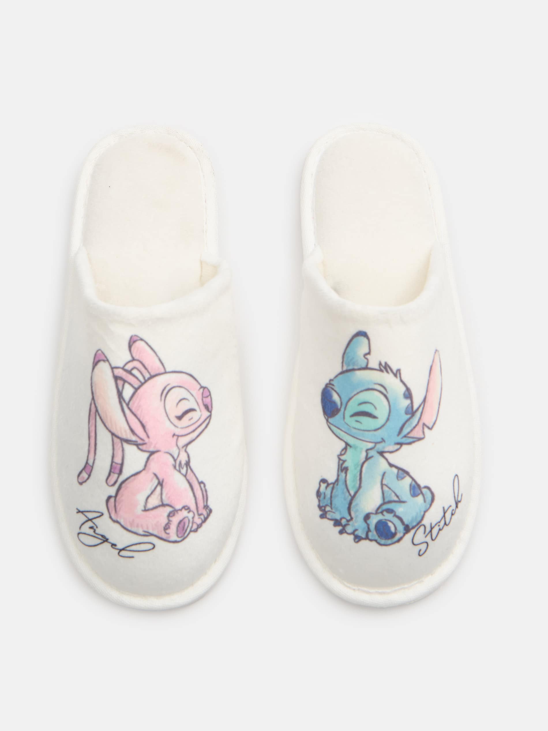 Sinsay - Παντόφλες με εκτύπωμα Stitch - κρεμ φωτογραφία