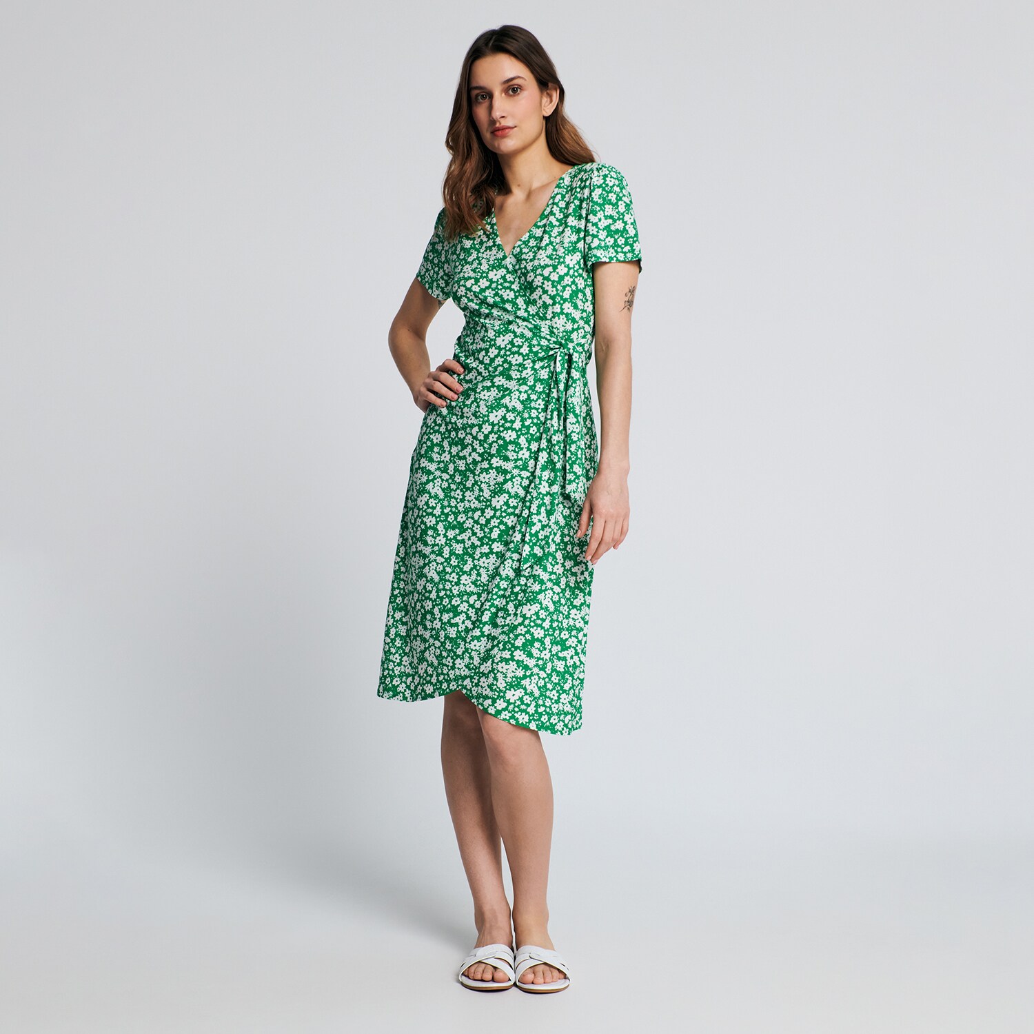 Sinsay - Rochie midi cu șnur decorativ - Verde - Rochii-Dama.ro