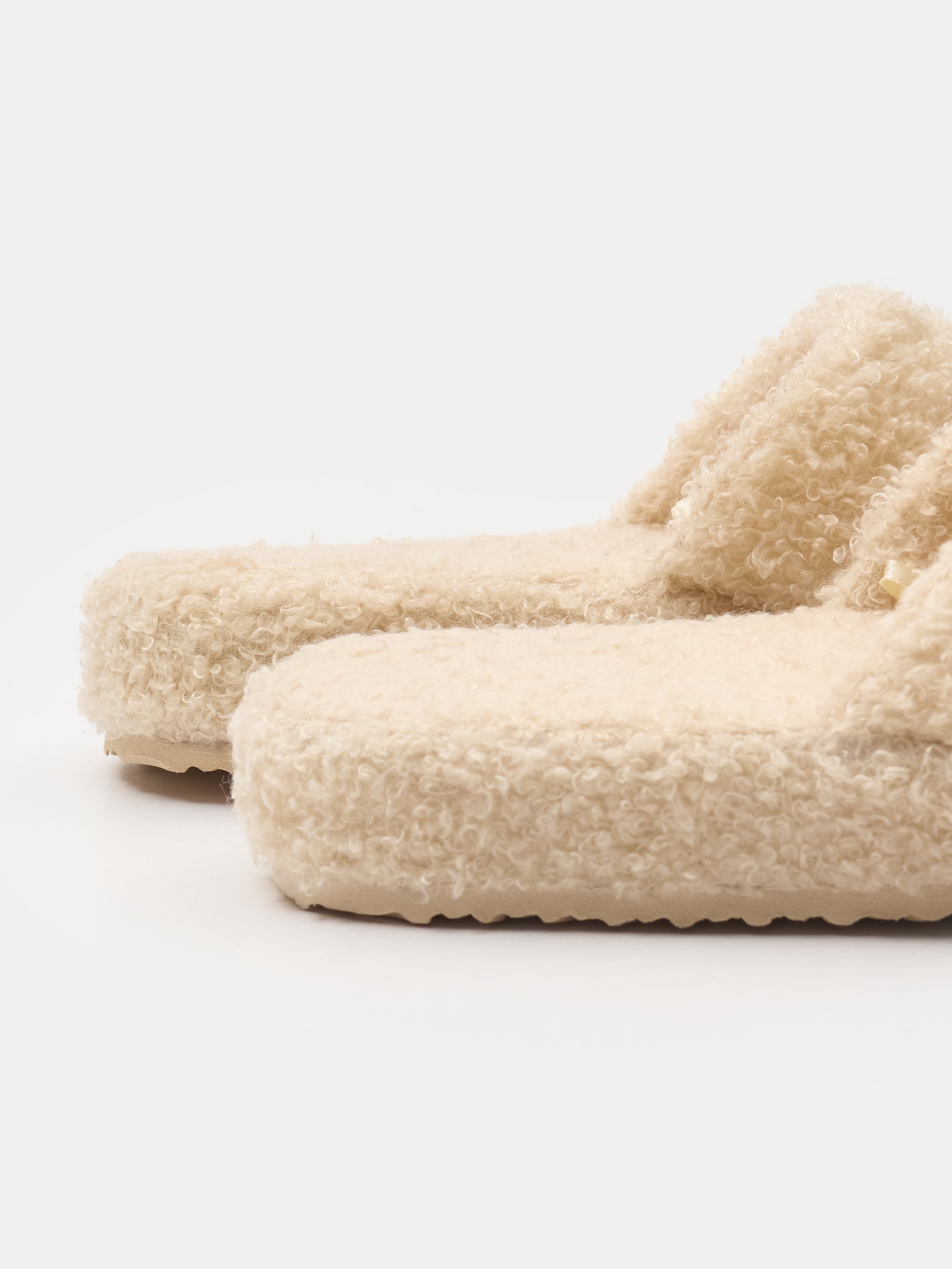 Sinsay - Παντόφλες - μπεζ φωτογραφία