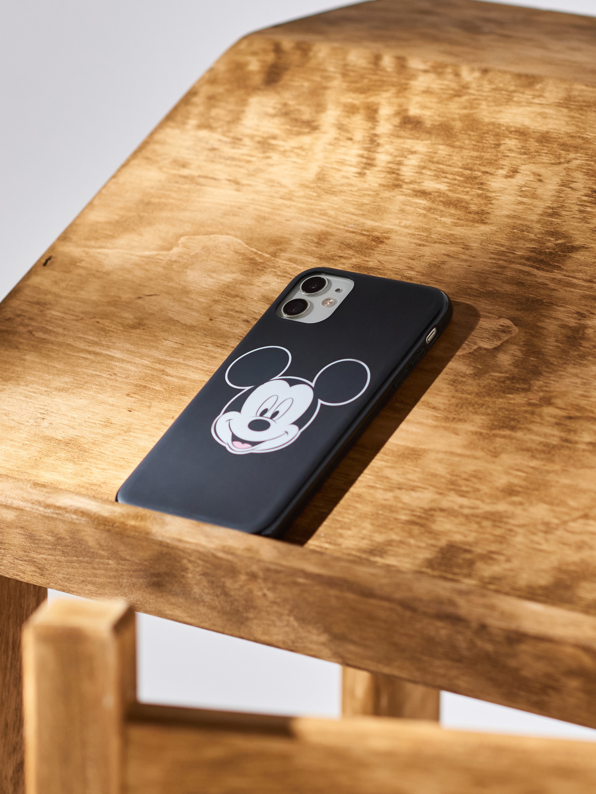 Etui na iPhone 11 Disney Myszka Miki