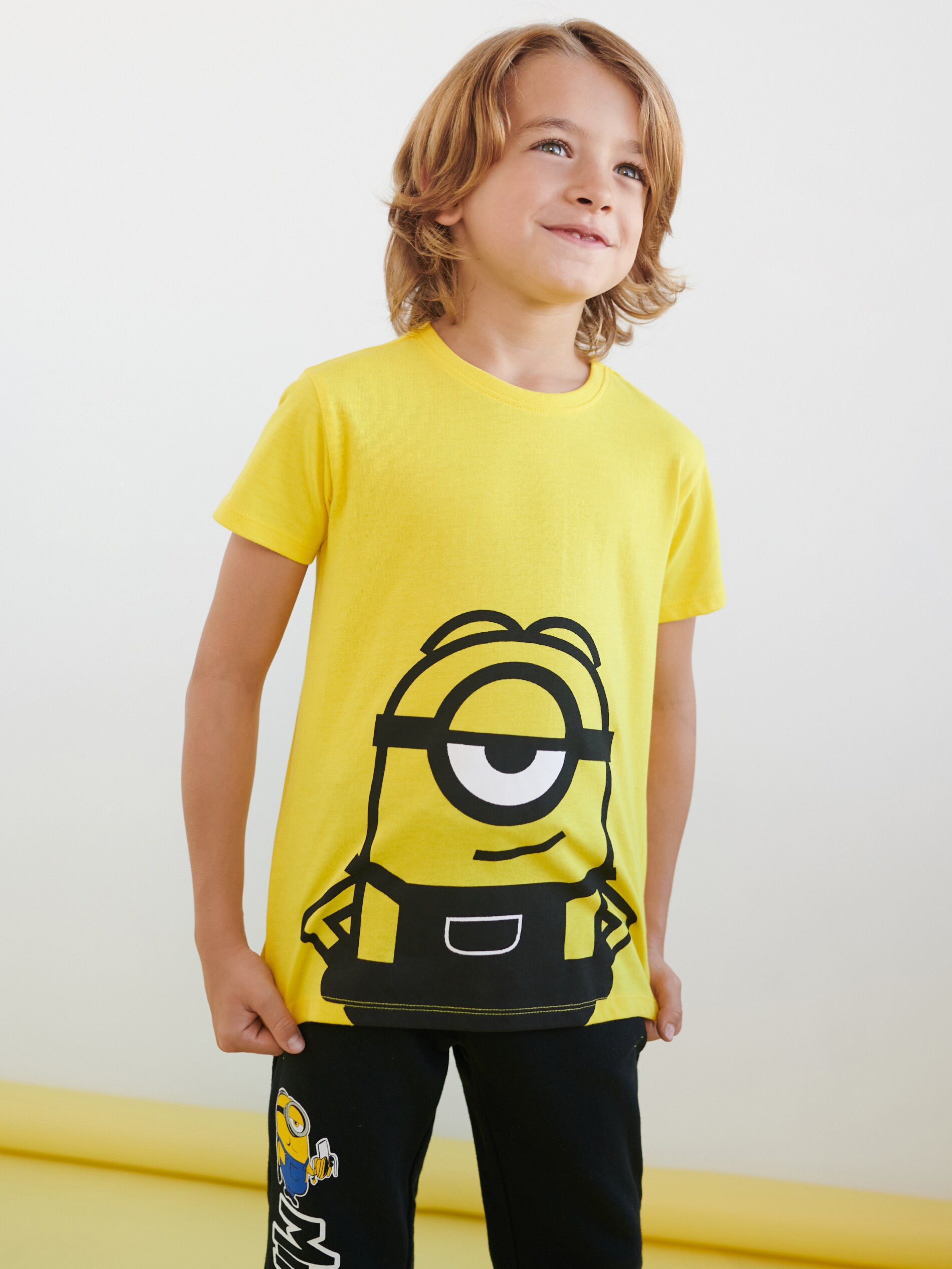  Футболка Minions