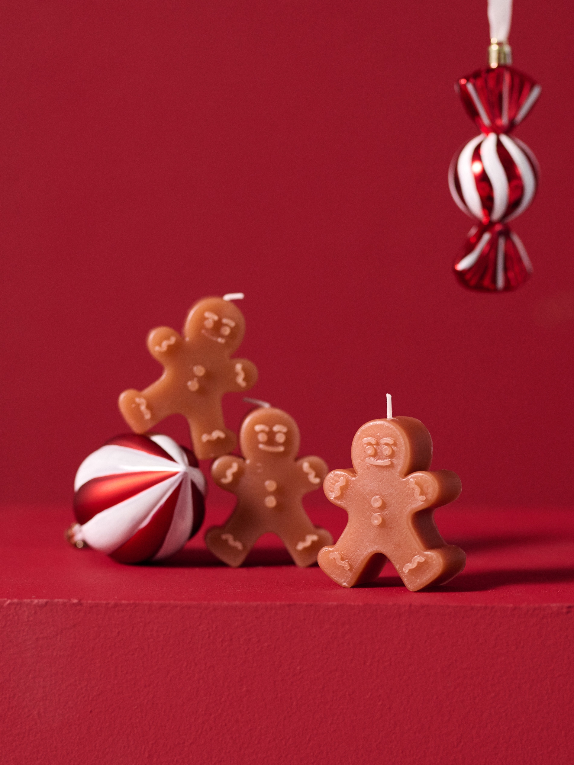 Sinsay - Κεριά σε σχήμα ανδρεικέλου από μπισκότο τζίντζερ 3 pack - μπεζ φωτογραφία