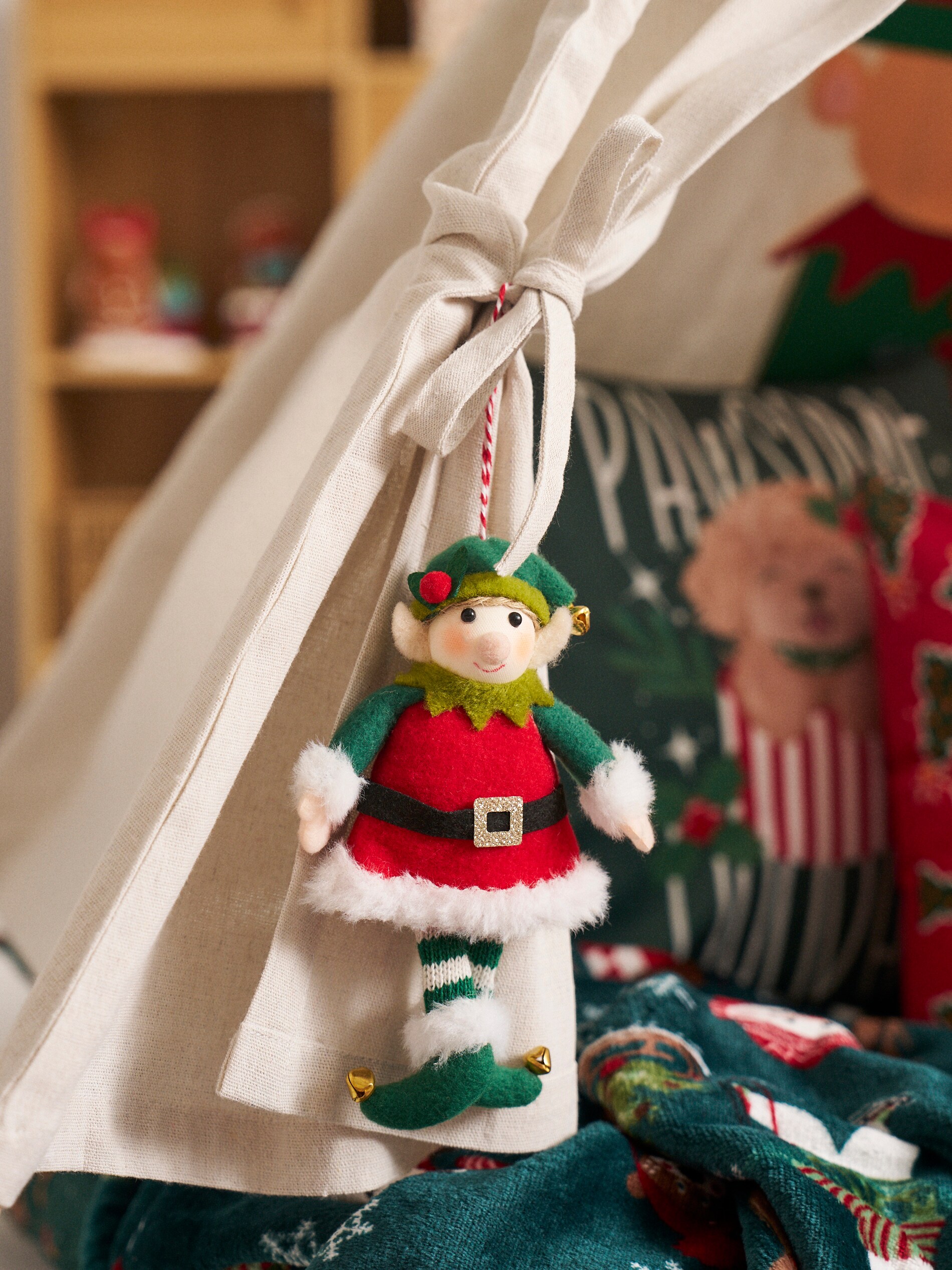 Sinsay - Χριστουγεννιάτικο διακοσμητικό σε σχήμα καλικάντζαρου - σκουρο πρασινο φωτογραφία