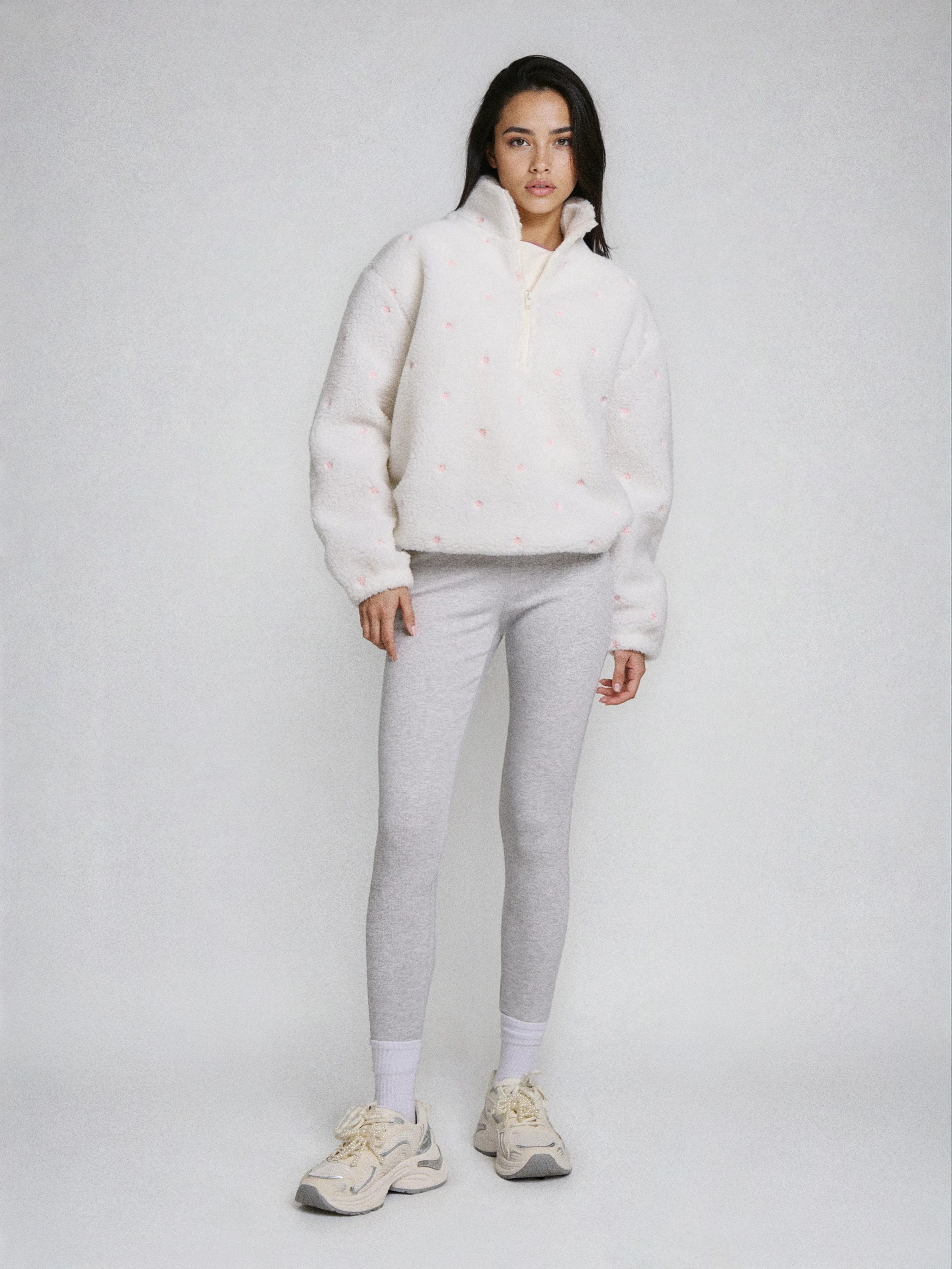 Sinsay - Prążkowane legginsy z gumką w pasie - szary