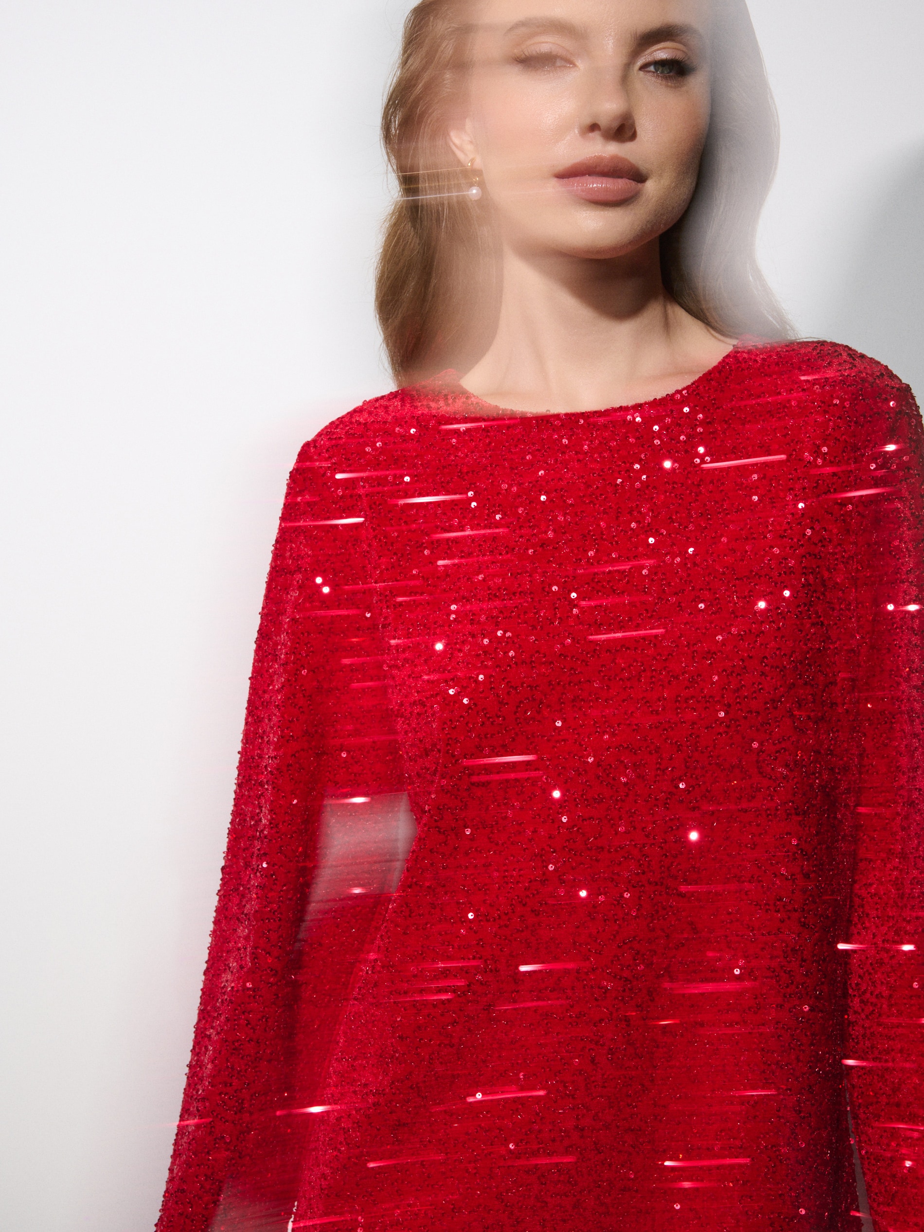 Sinsay - Μίνι φόρεμα με παγιέτες - μπορντο φωτογραφία