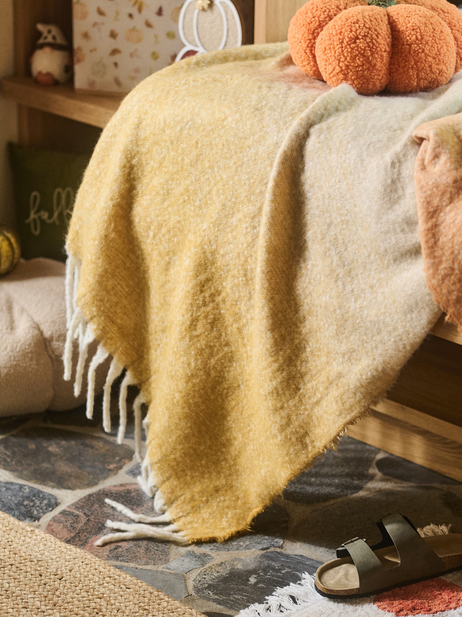 Sinsay - Κουβέρτα με κρόσσια - κεχριμπαρενιο φωτογραφία