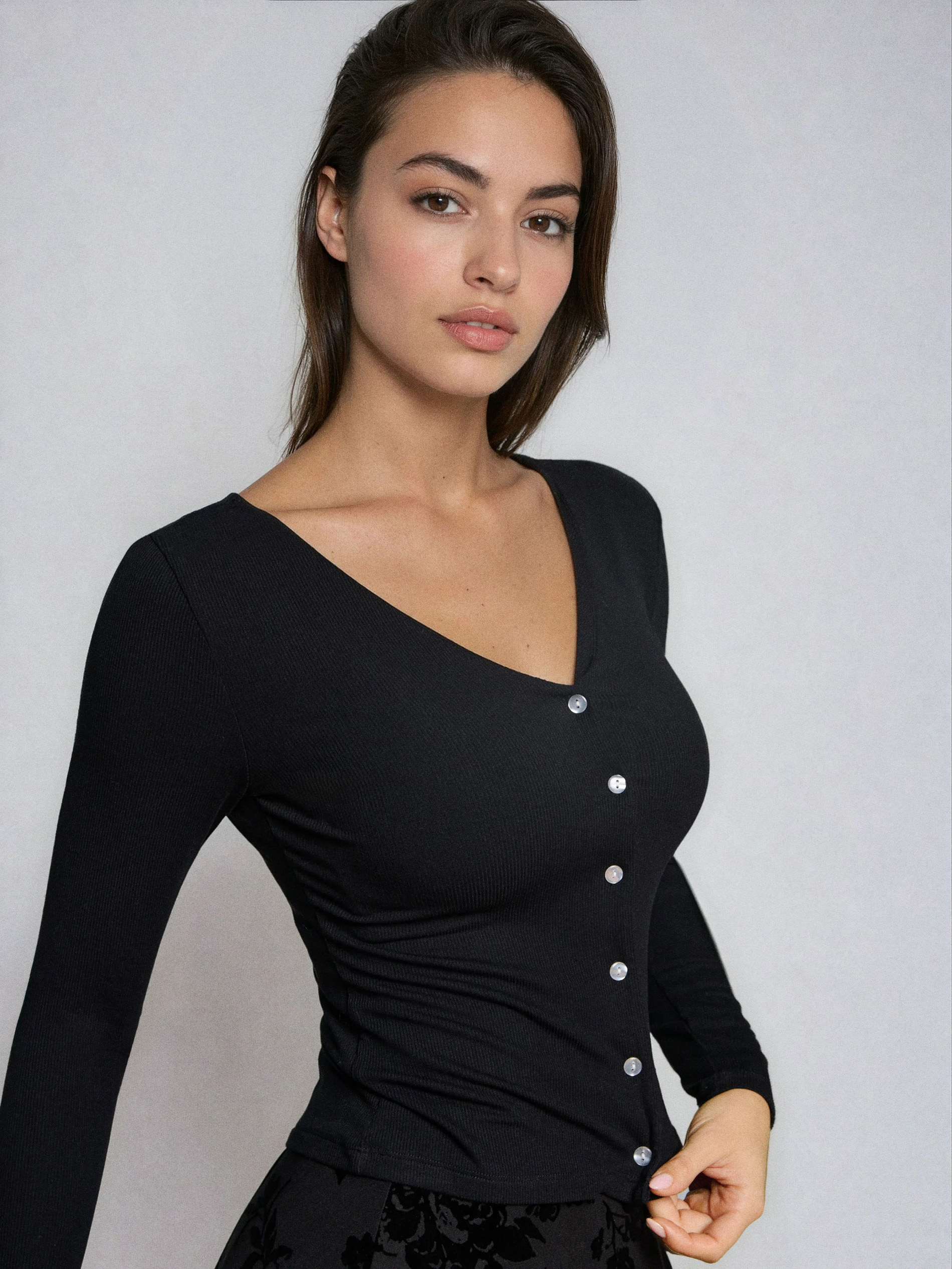 Sinsay - Ριμπ μπλούζα - μαυρο φωτογραφία