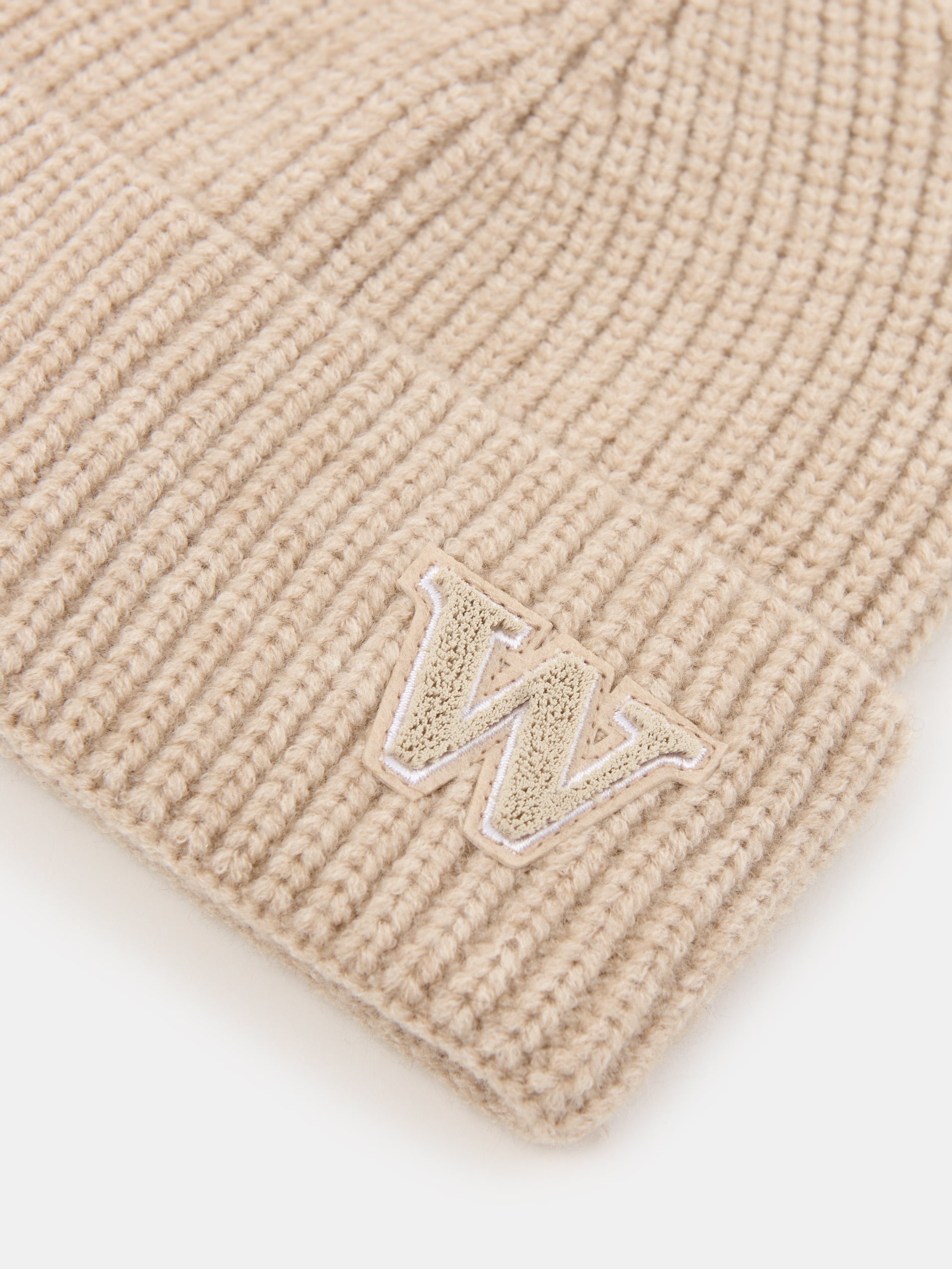 Sinsay - Σκουφάκι τύπου beanie - μπεζ φωτογραφία