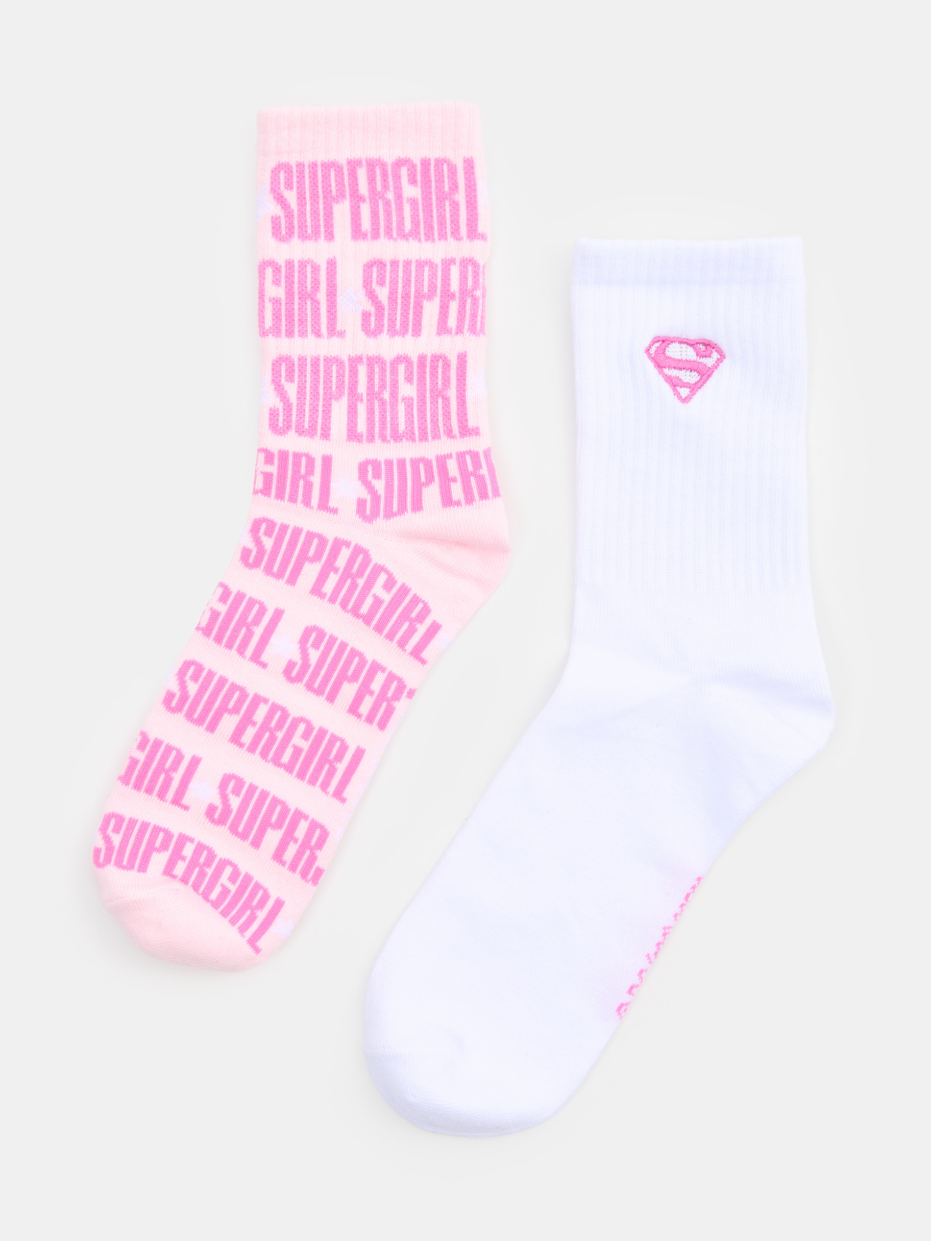 Sinsay - Prążkowane skarpetki z bawełną 2 pack Super Girl - wielobarwny