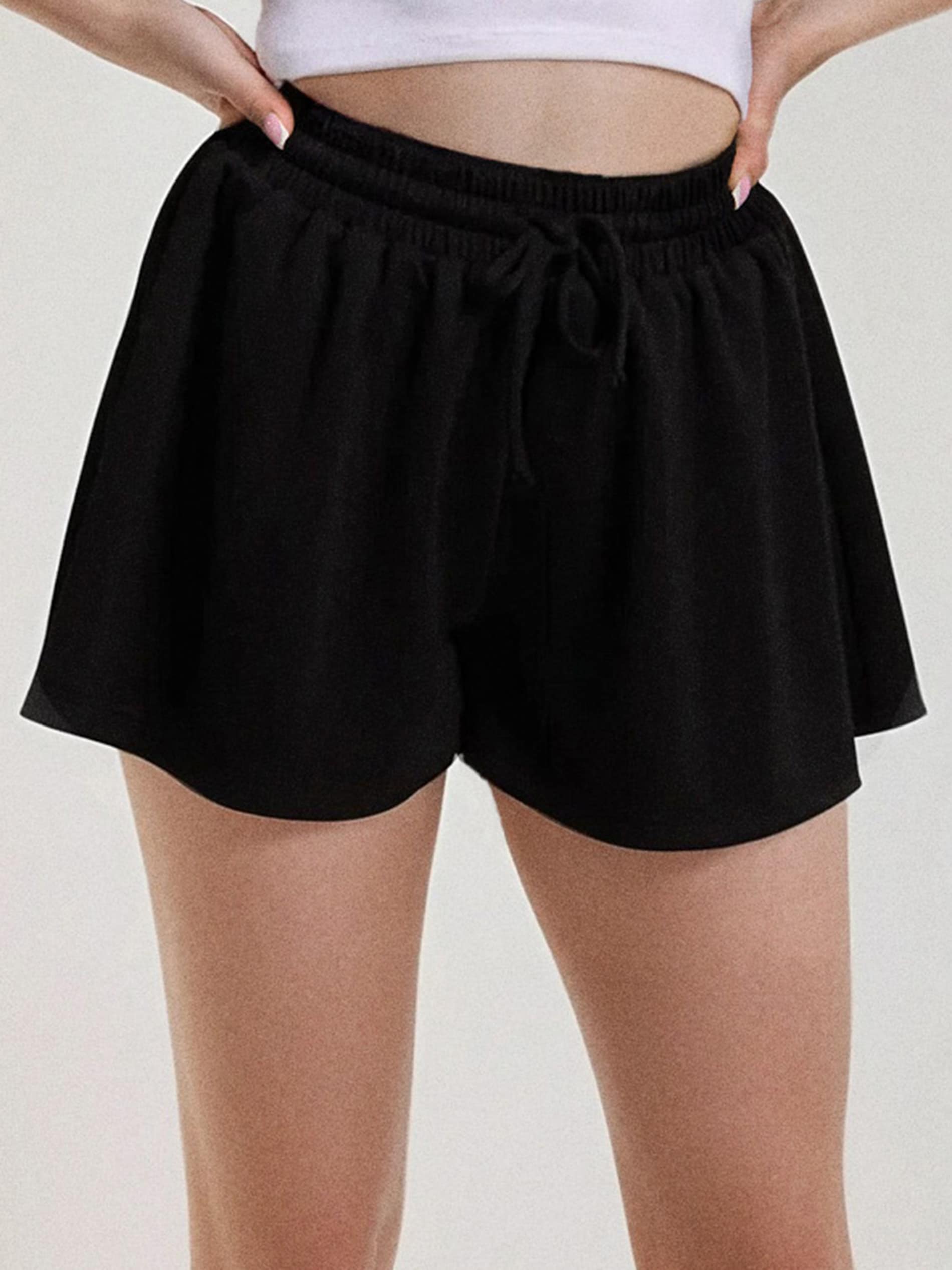 Sinsay - Σορτς φόρμας με φαρδιά μπατζάκια soft touch - μαυρο φωτογραφία