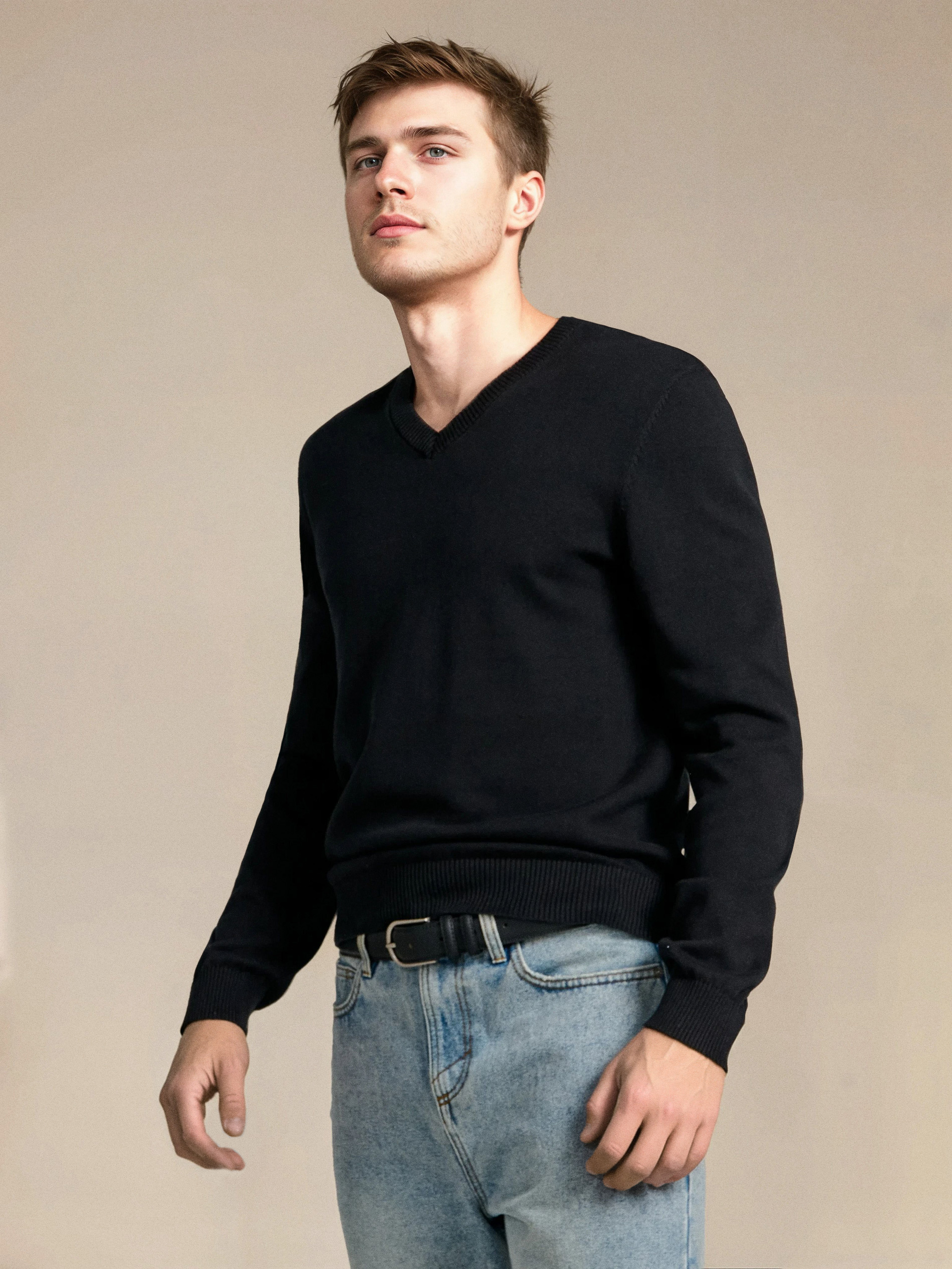 Sinsay - Sweter z dekoltem w serek - czarny