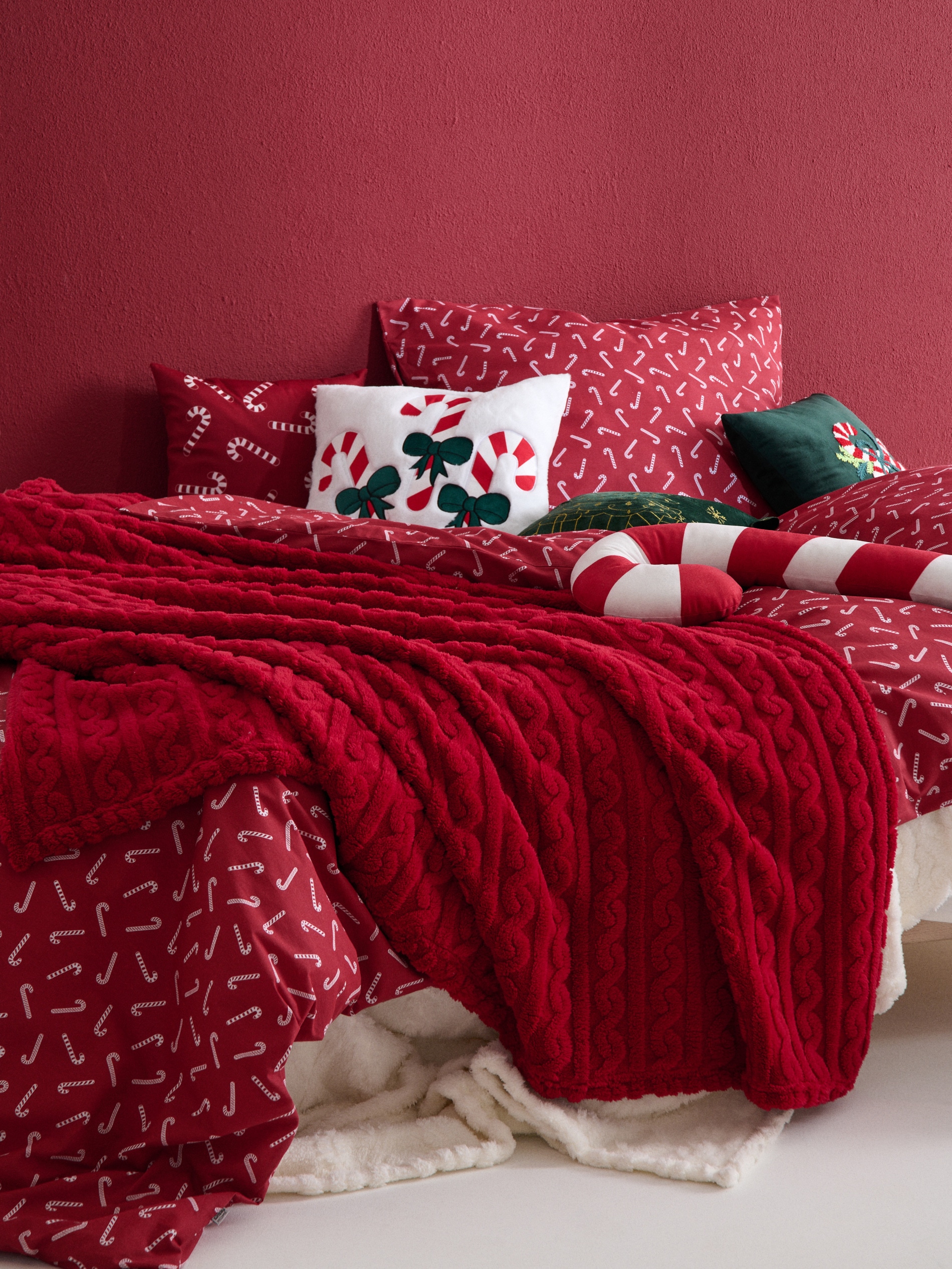 Sinsay - Κουβέρτα με υφή - κοκκινο φωτογραφία