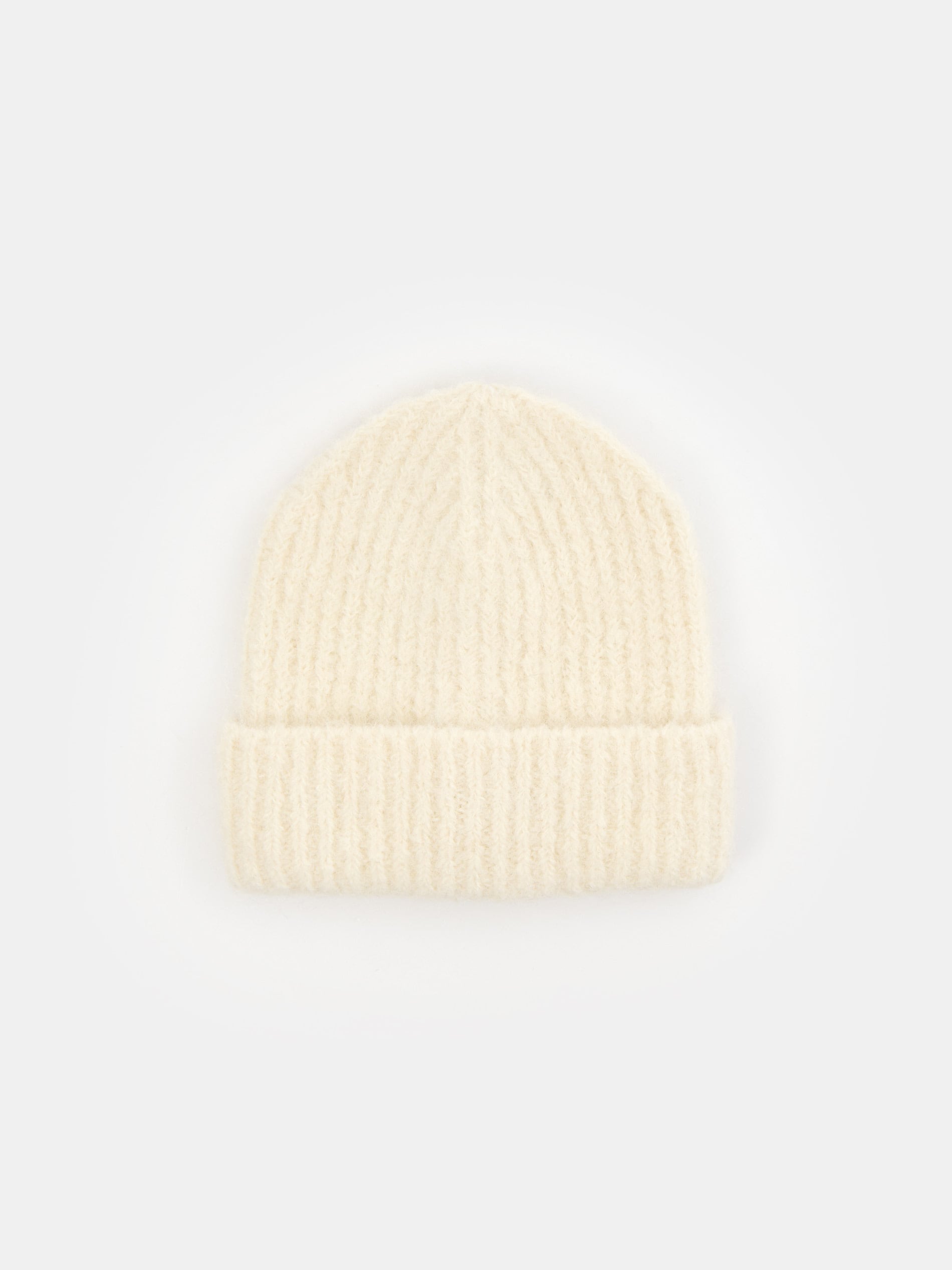 Sinsay - Καπέλο premium από αλπακά - κρεμ φωτογραφία