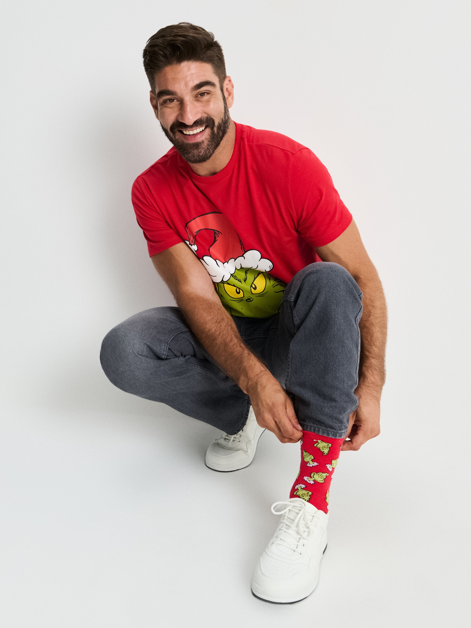 Sinsay - Σετ με 2 ζεύγη κάλτσες Grinch - πολυχρωμο φωτογραφία