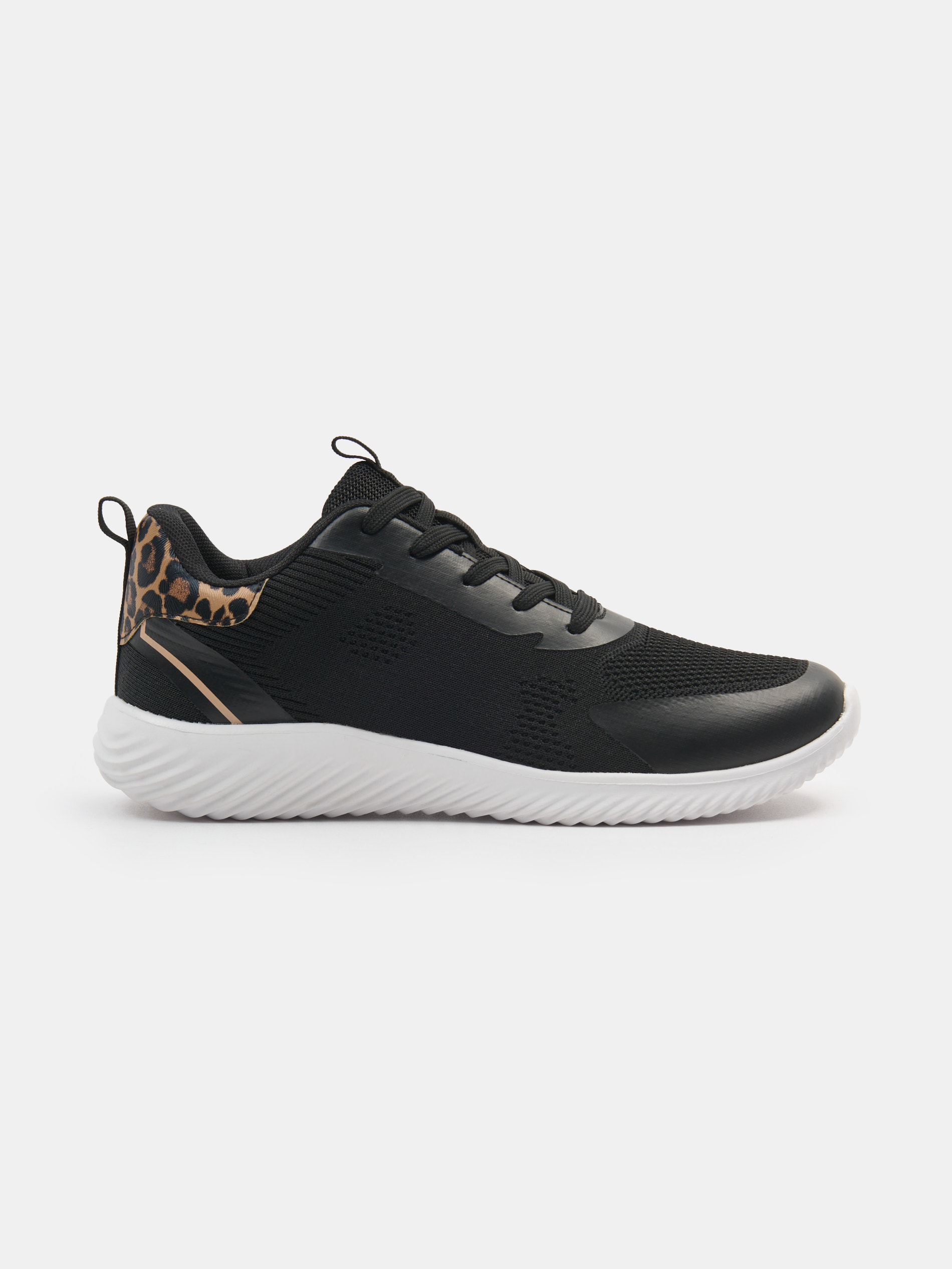 Sneakersy z panterkowym detalem