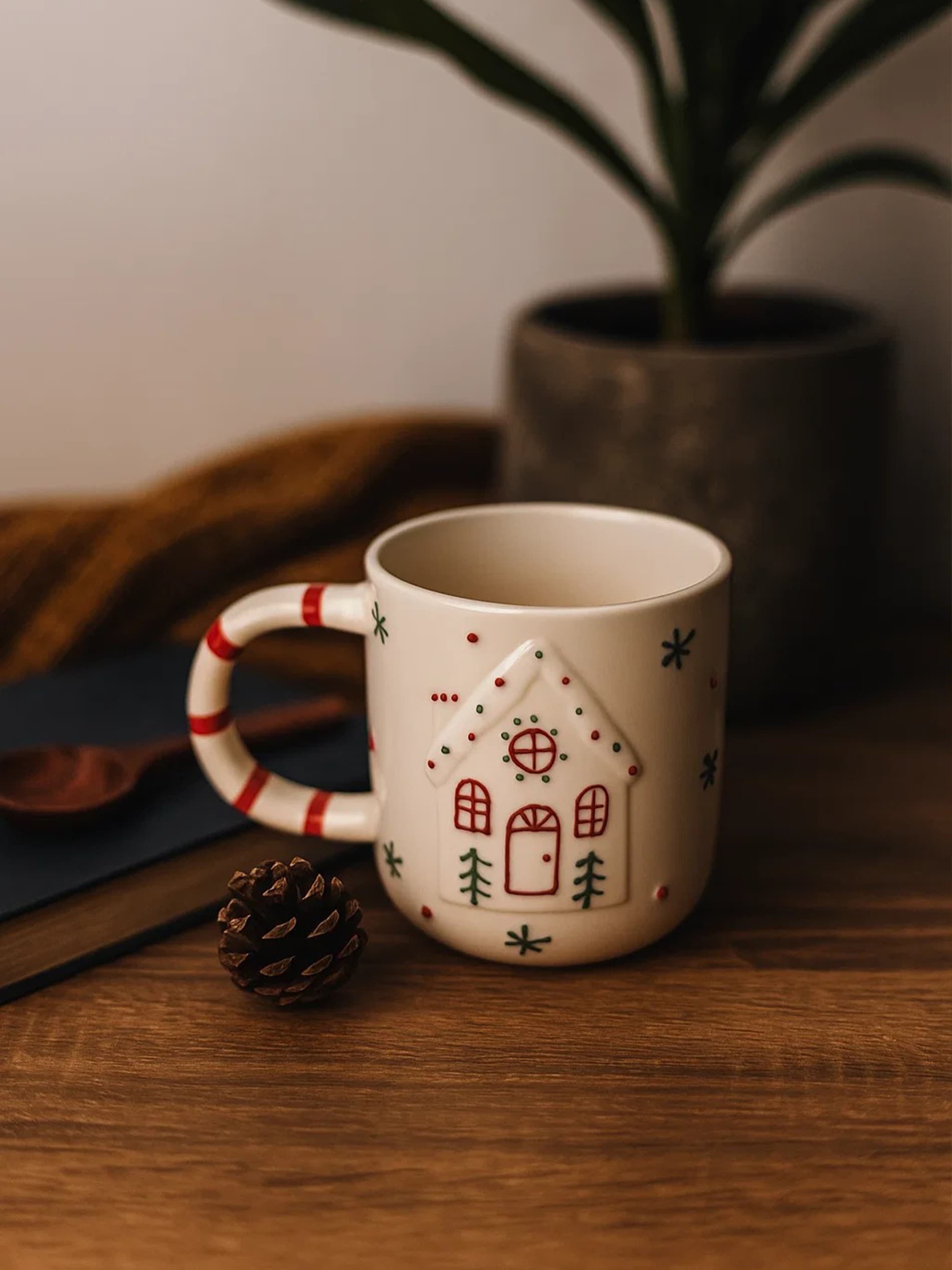 Sinsay - Γυάλινη κούπα με χριστουγεννιάτικο σχέδιο - καφέ φωτογραφία