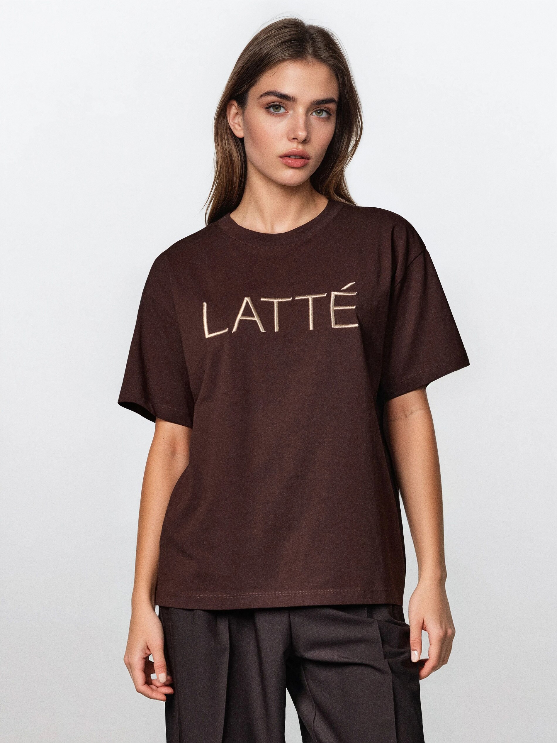 Sinsay - Μπλούζα με κεντημένη λεπτομέρεια - καφέ φωτογραφία