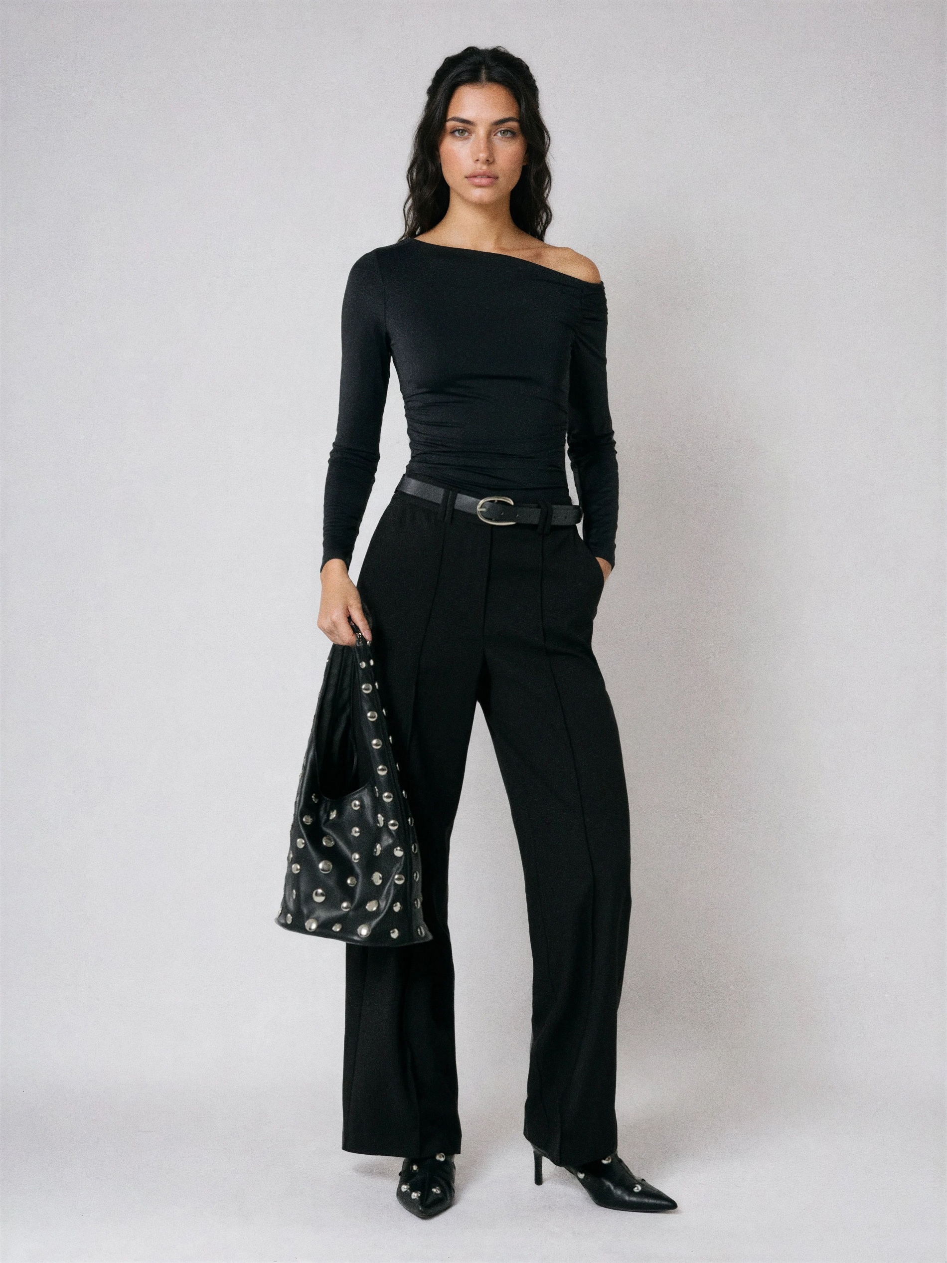 Sinsay - Spodnie wide leg z przeszyciami z domieszką wiskozy - czarny