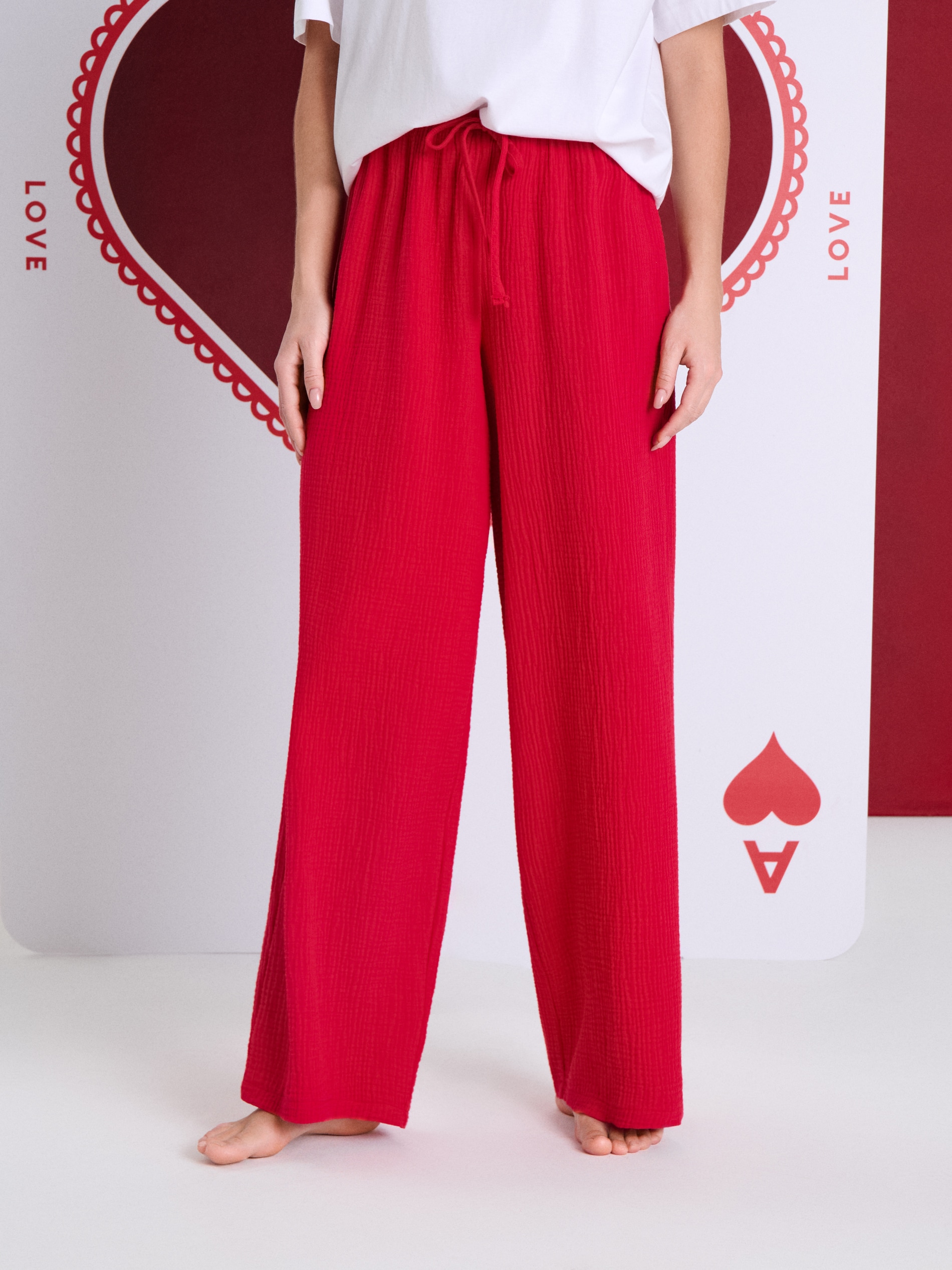 Sinsay - Spodnie od piżamy z muślinowej bawełny - czerwony